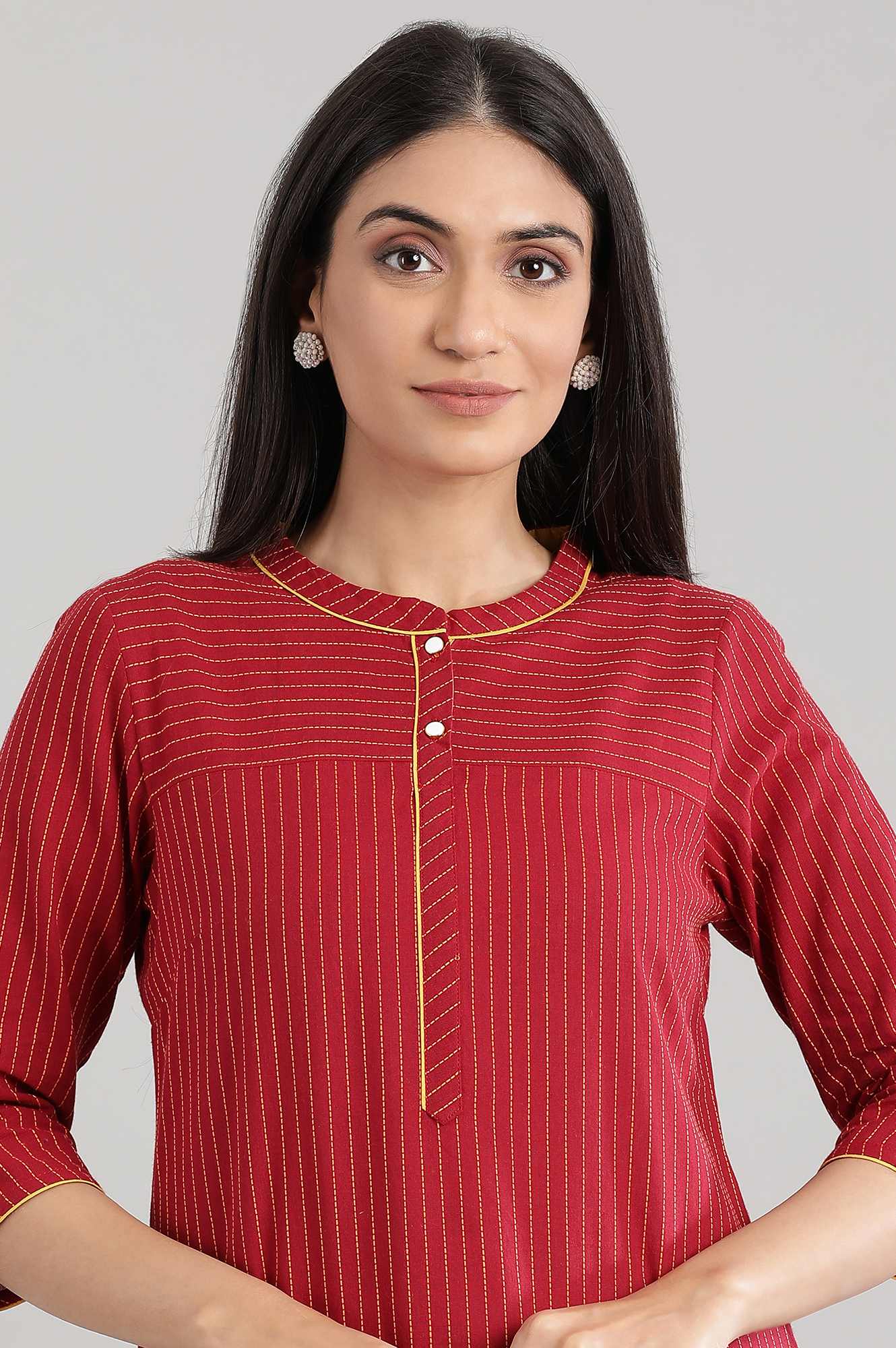 Maroon Mandarin Neck Yarn-Dyed kurta