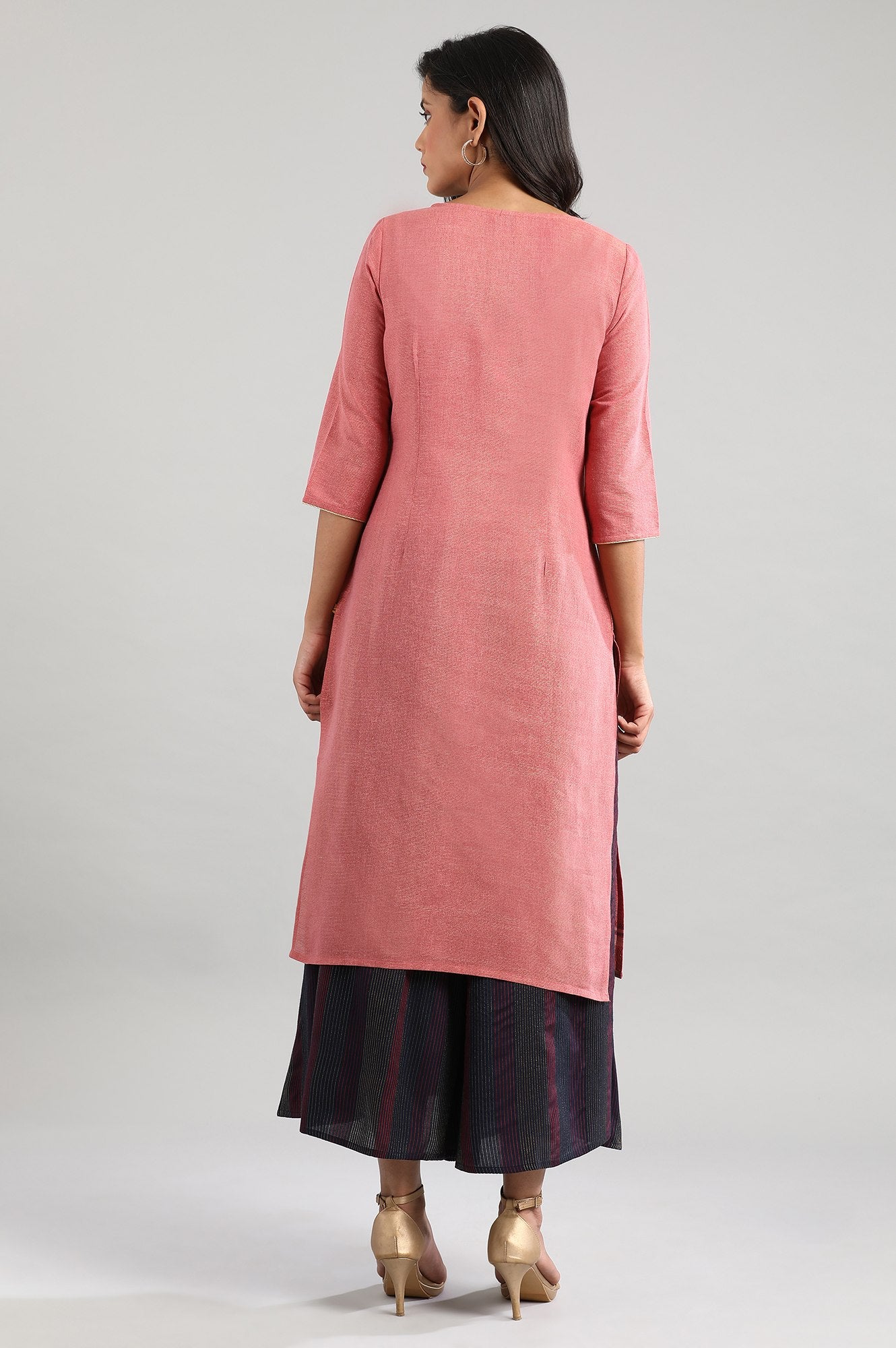 Pink Round Neck Yarn-Dyed kurta