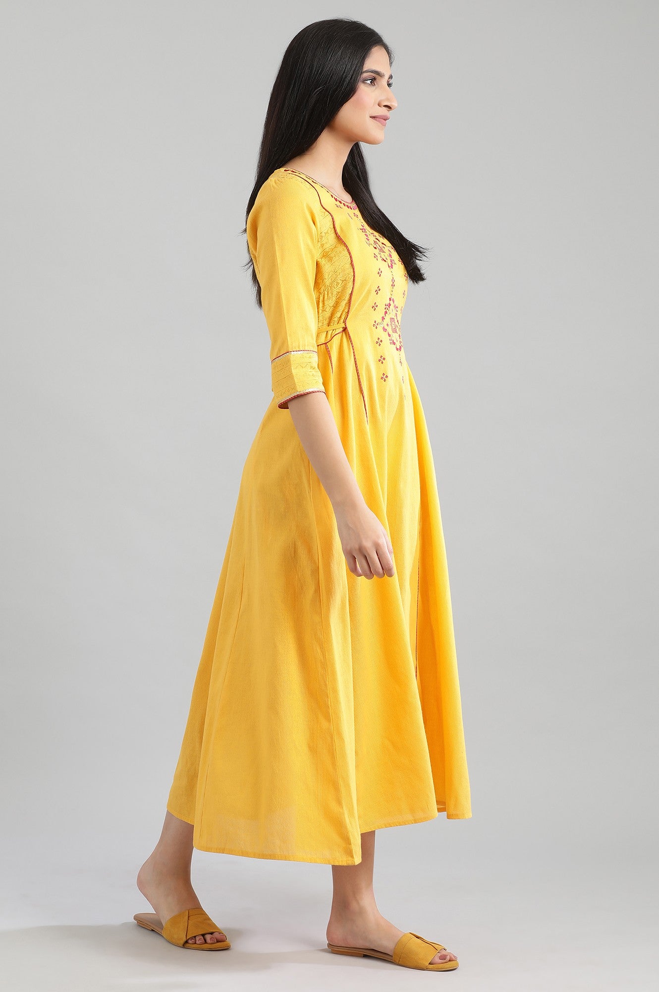 Yellow Round Neck Printed kurta