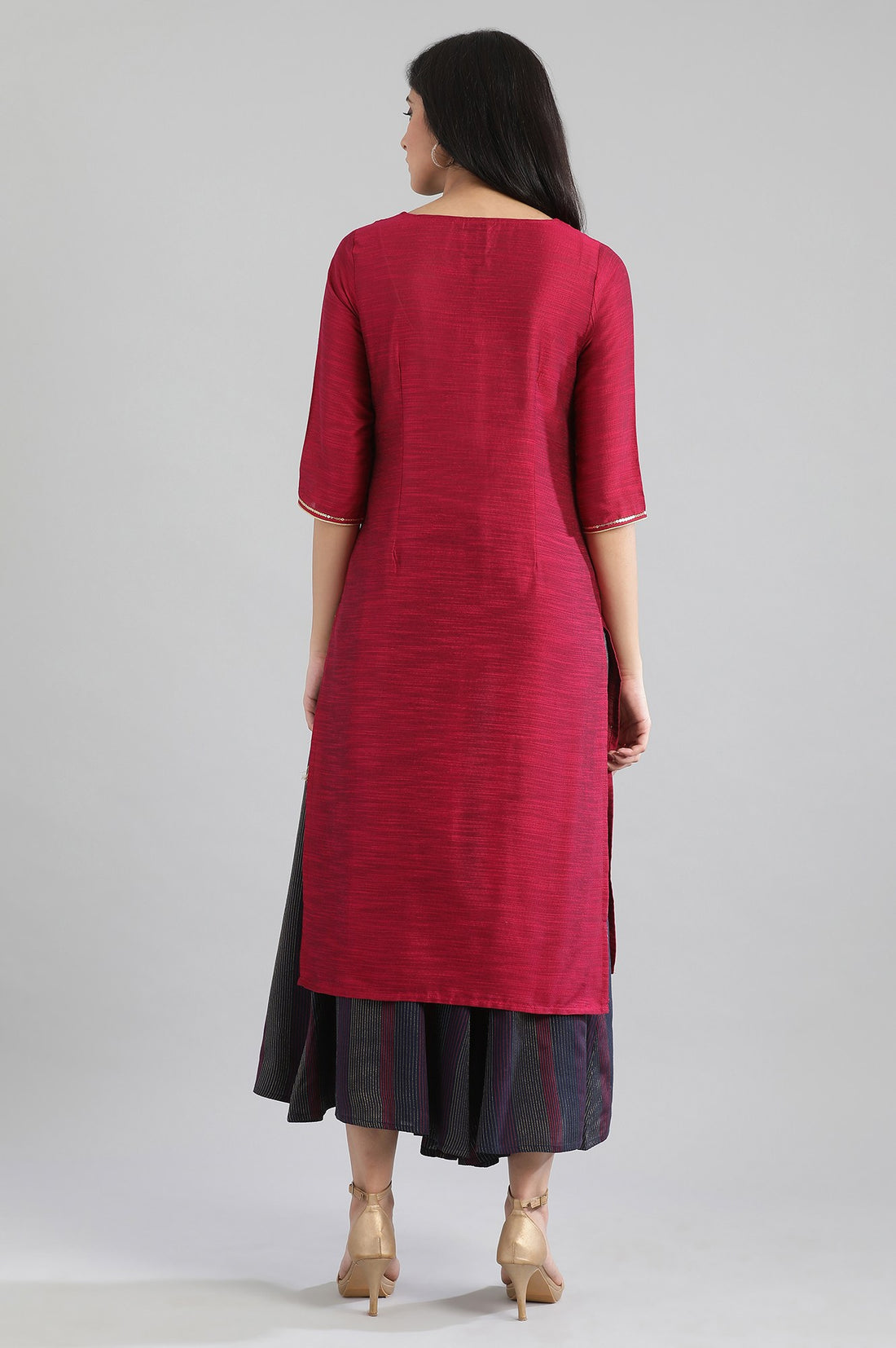 Pink Round Neck Yarn-Dyed kurta