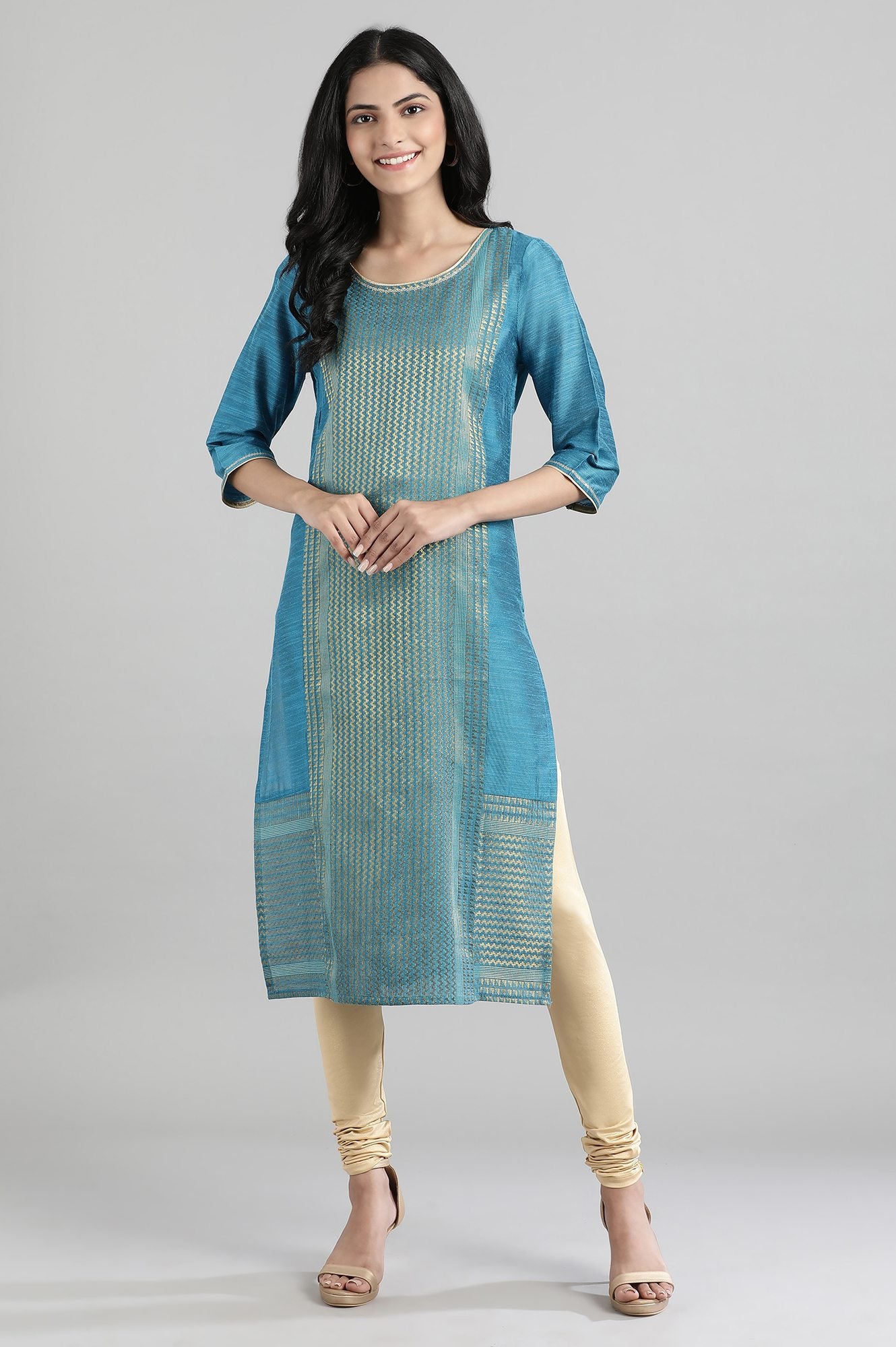 Blue Round Neck Yarn-Dyed kurta