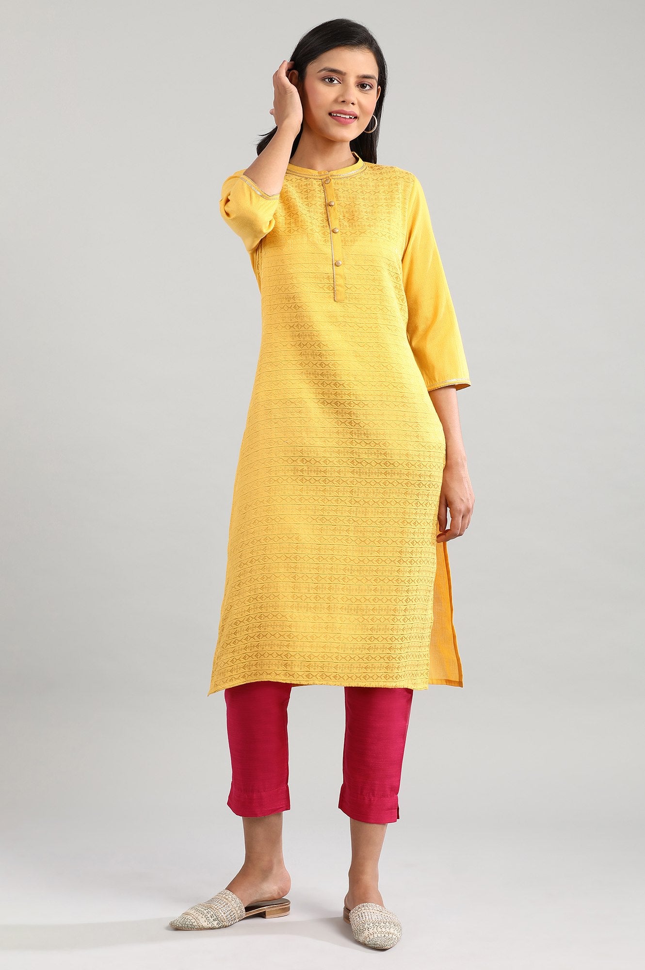 Yellow Collar Neck Yarn-Dyed kurta