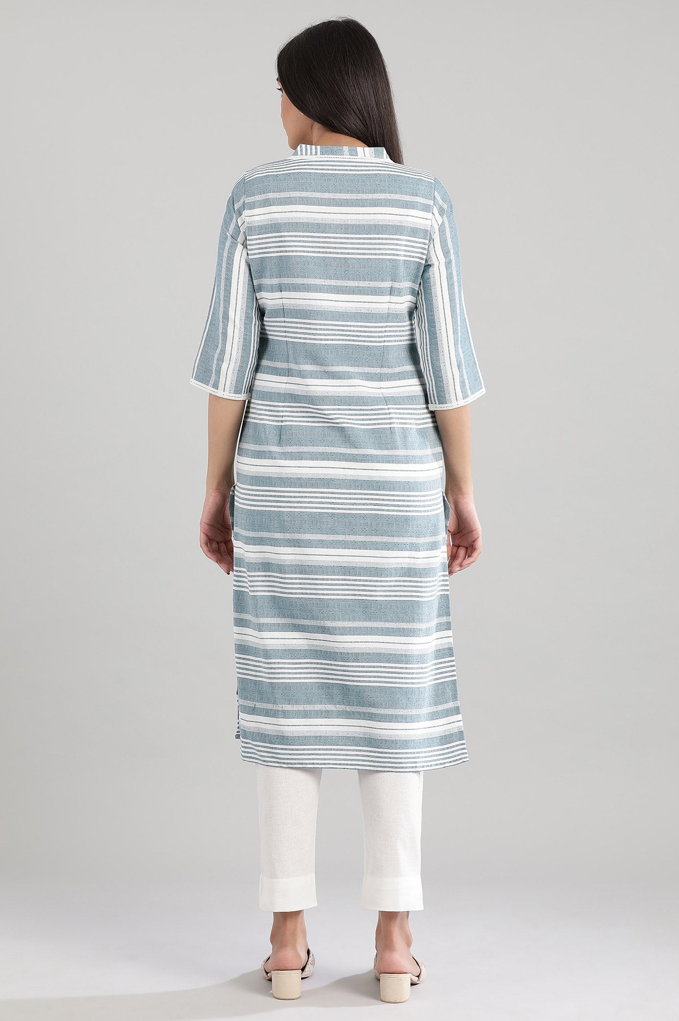 Blue Yarn-dyed Round Neck kurta