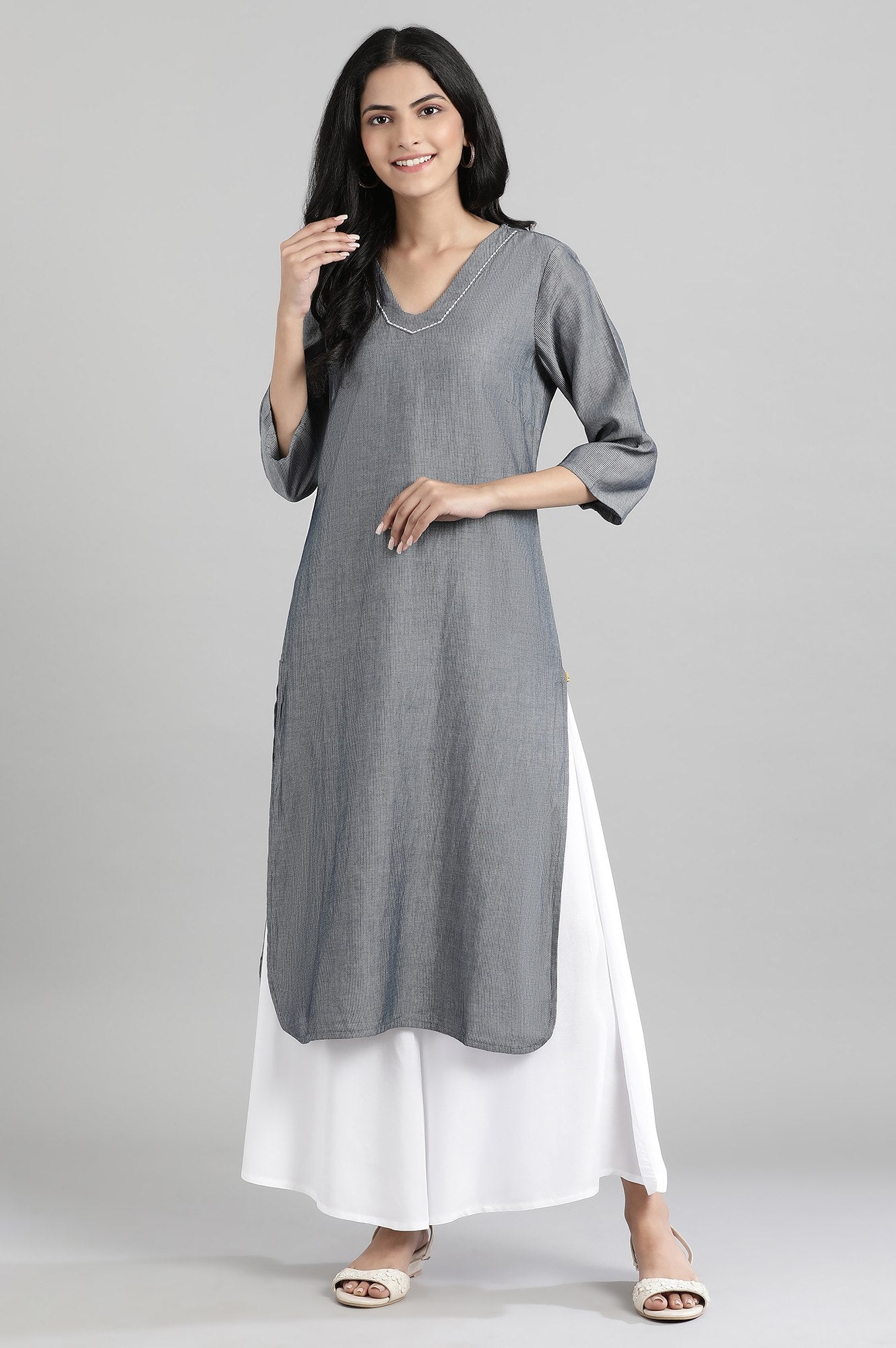 Blue V- Neck Yarn-Dyed kurta