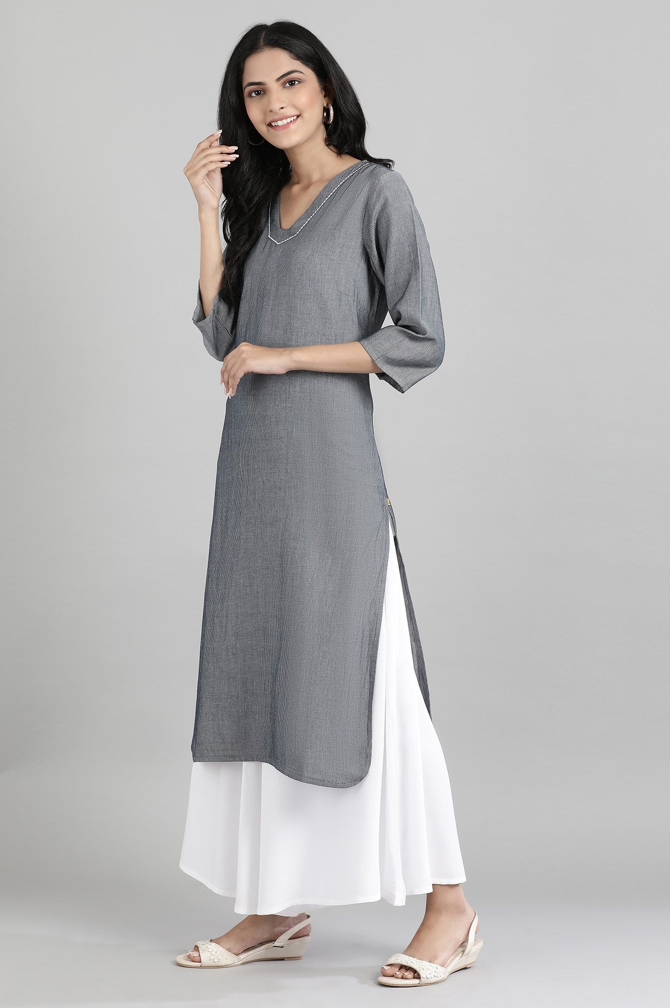 Blue V- Neck Yarn-Dyed kurta