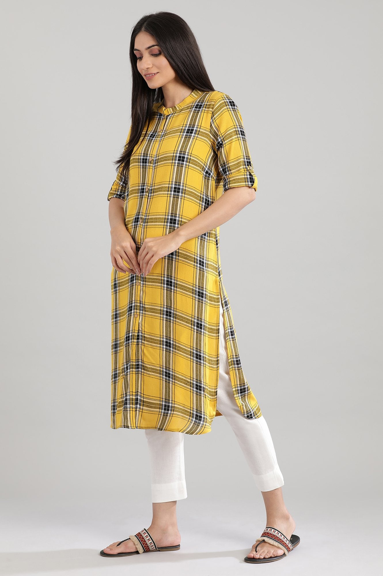 Yellow Collar Neck Yarn-Dyed kurta