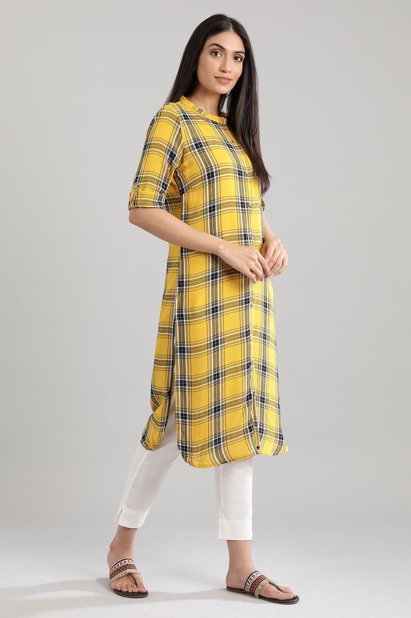 Yellow Collar Neck Yarn-Dyed kurta