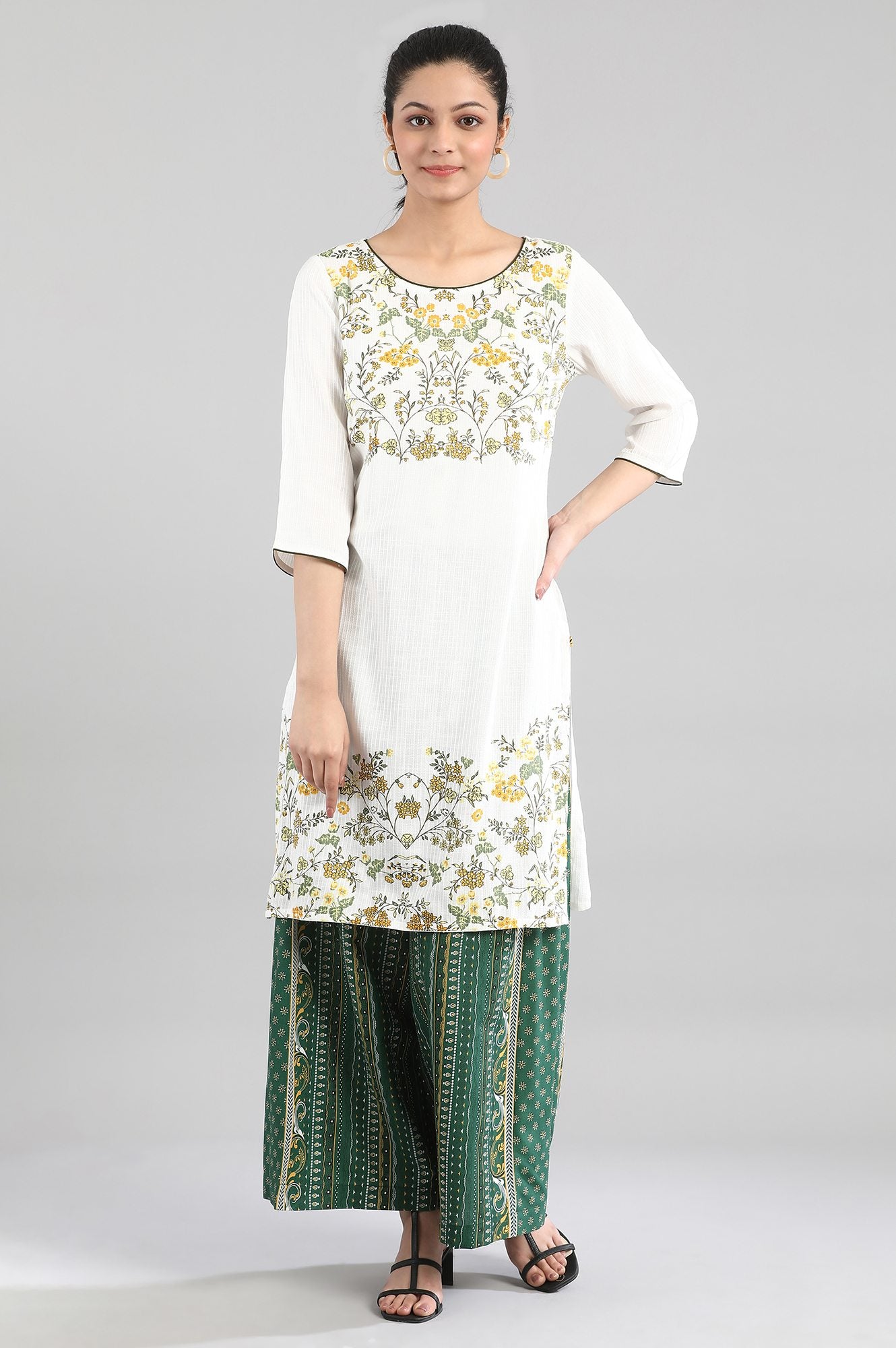 White kurta with Print on Yoke and Hem