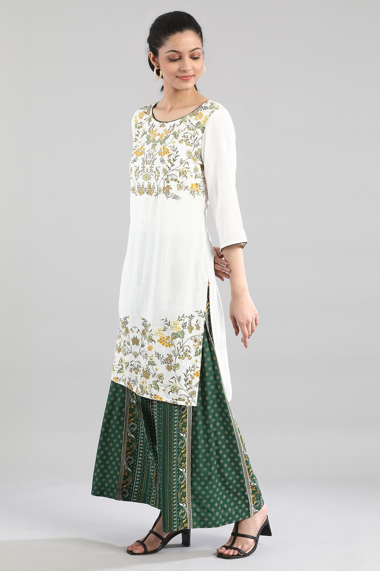 White kurta with Print on Yoke and Hem