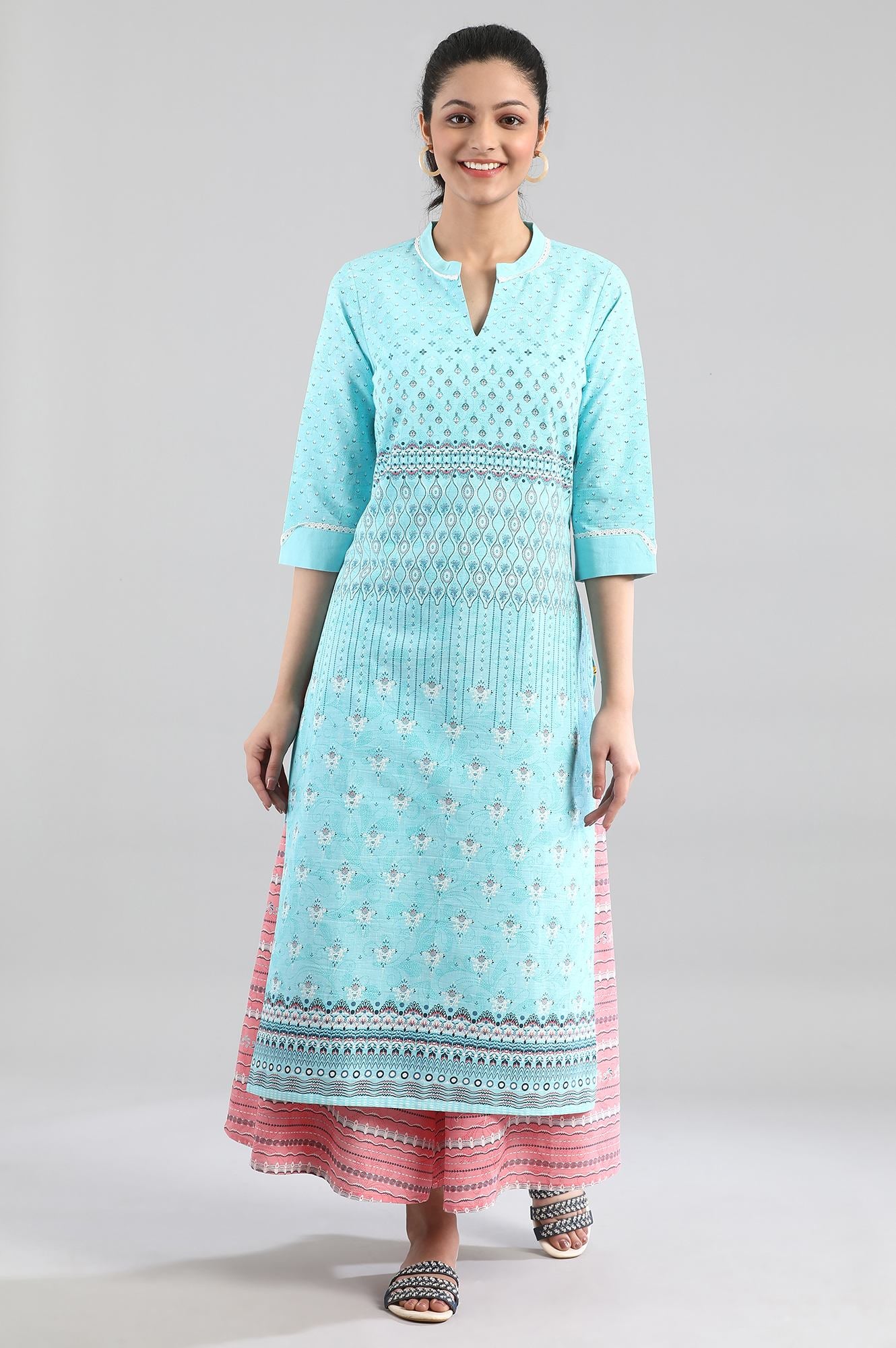 Blue Printed kurta in Band with V Collar