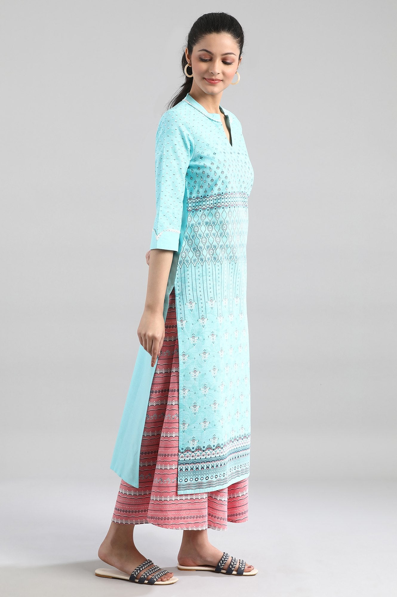 Blue Printed kurta in Band with V Collar