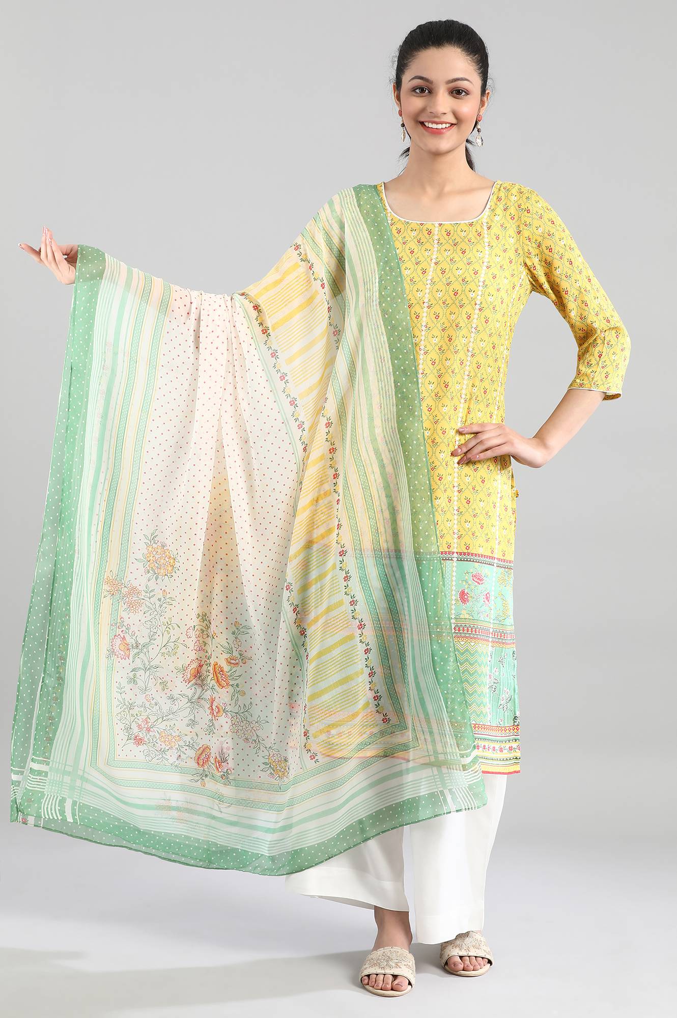 White Printed Dupatta