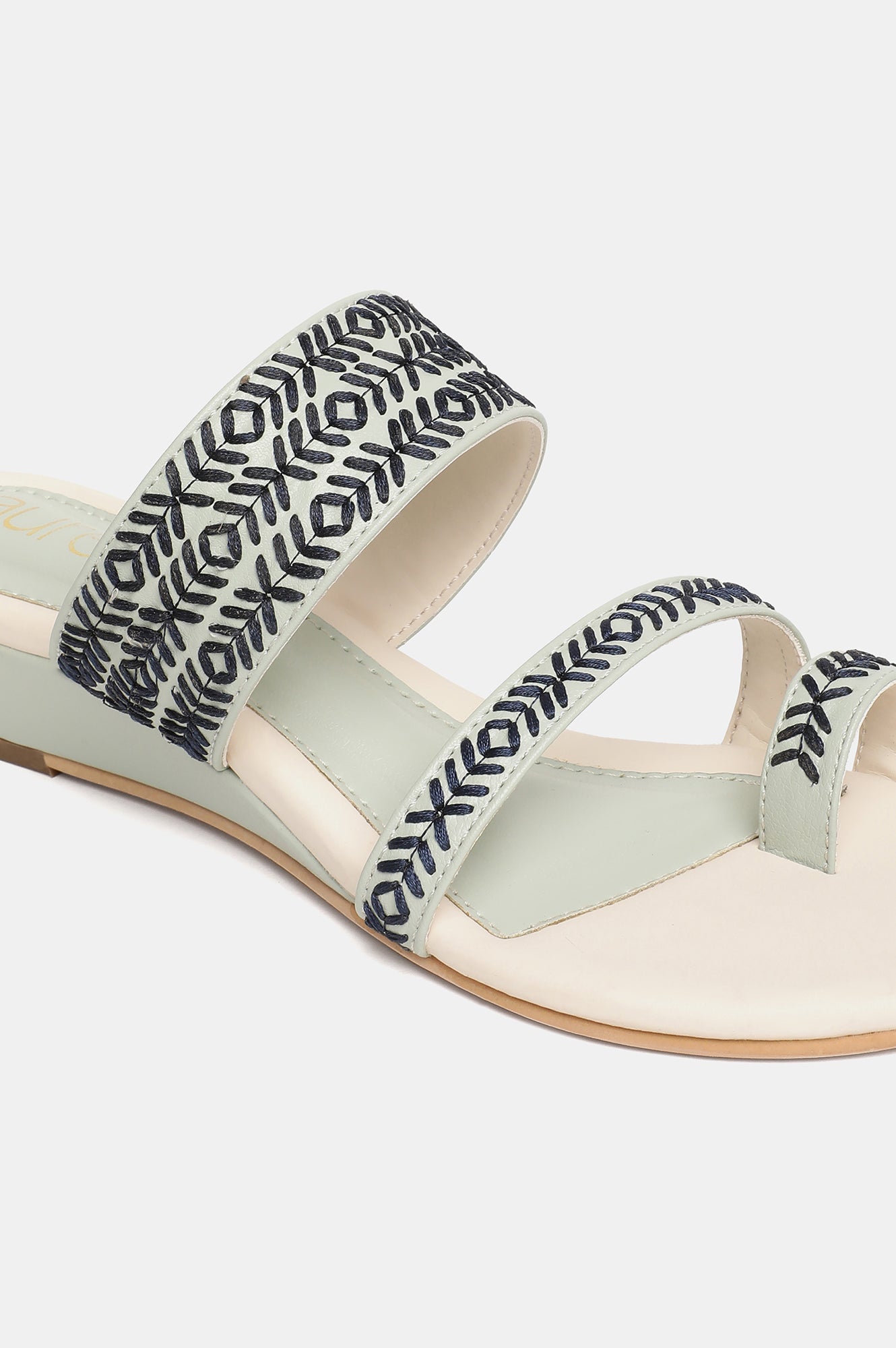 Aurelia Embroidered Open Wedge-Znoor