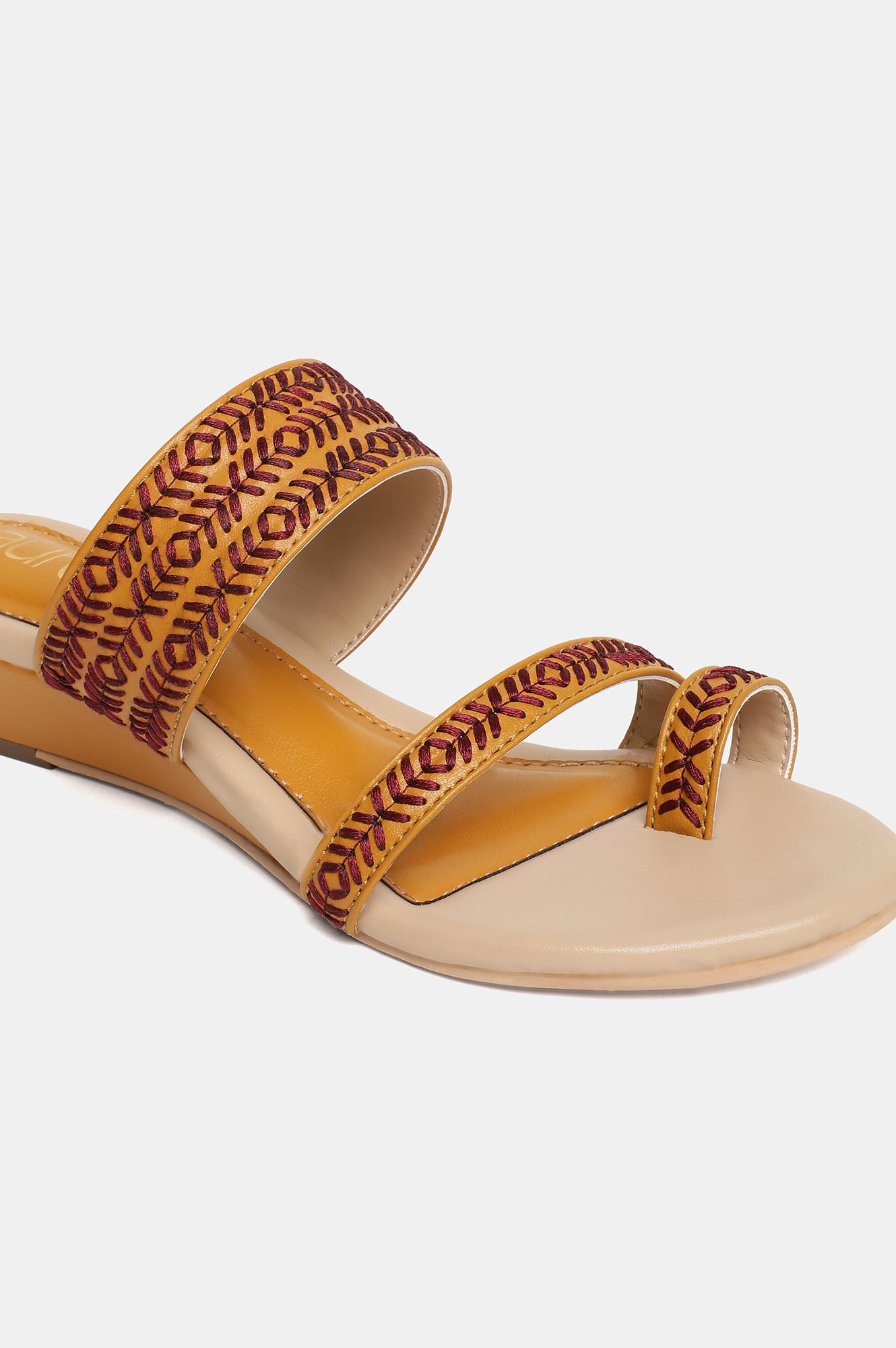 Aurelia Embroidered Open Wedge-Znoor