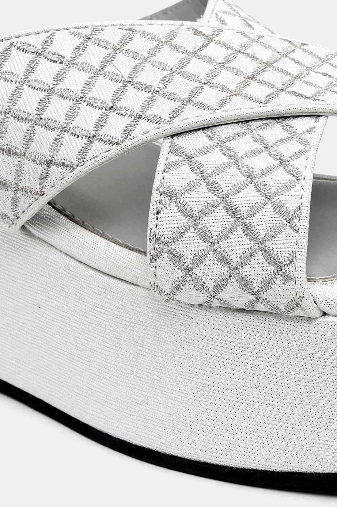 Aurelia Silver Embroidered Round Toe Platform Heel-Zbelle