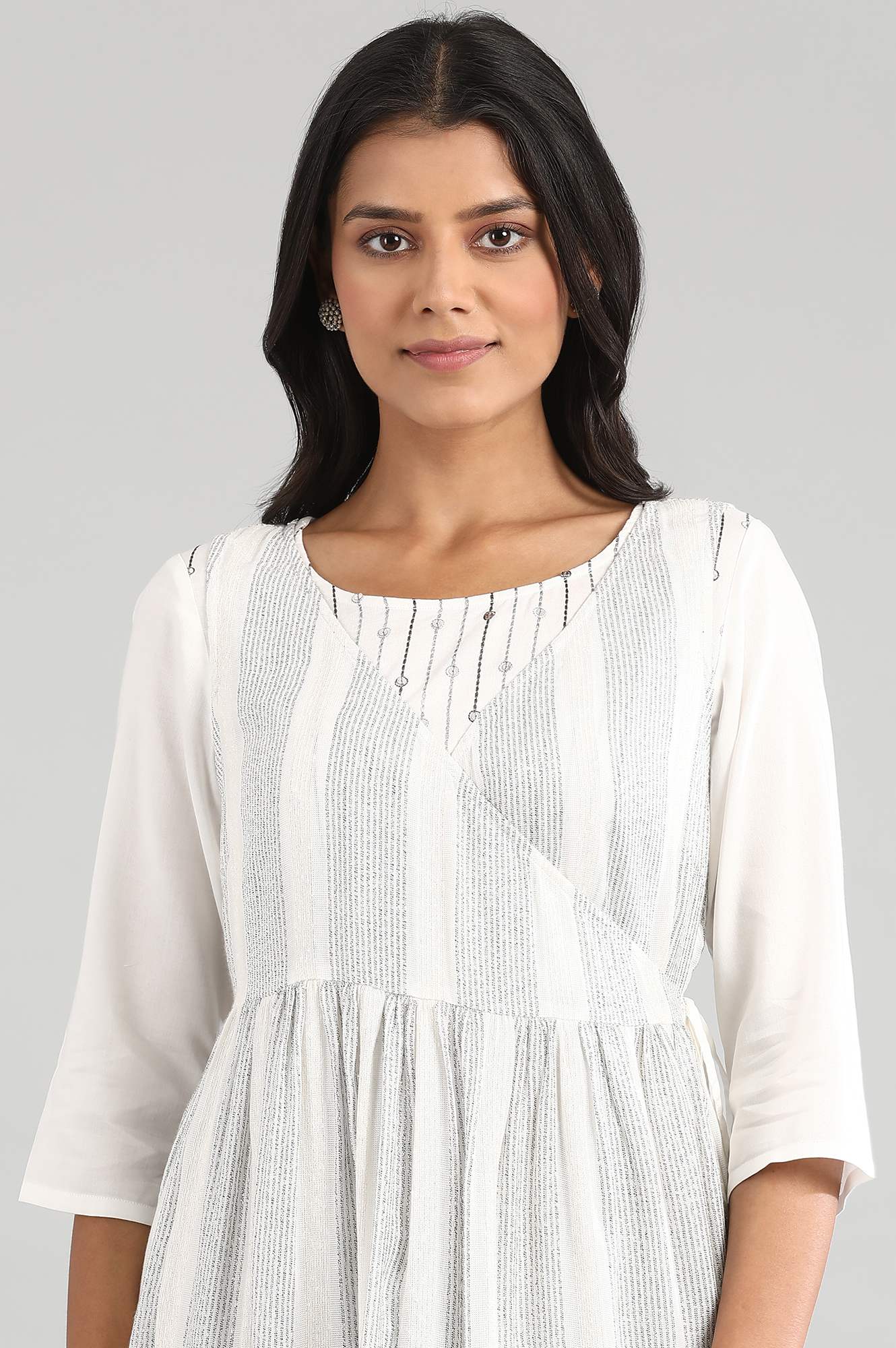 Cream-Coloured Round Neck Yarn-Dyed kurta