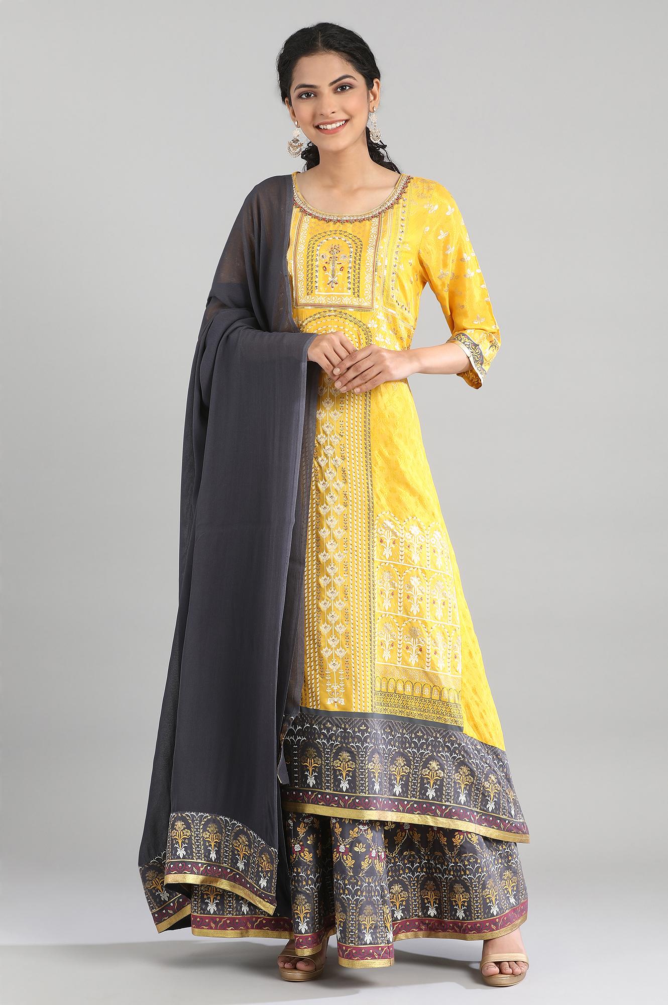 Yellow kurta-Grey Skirt-Drape Set