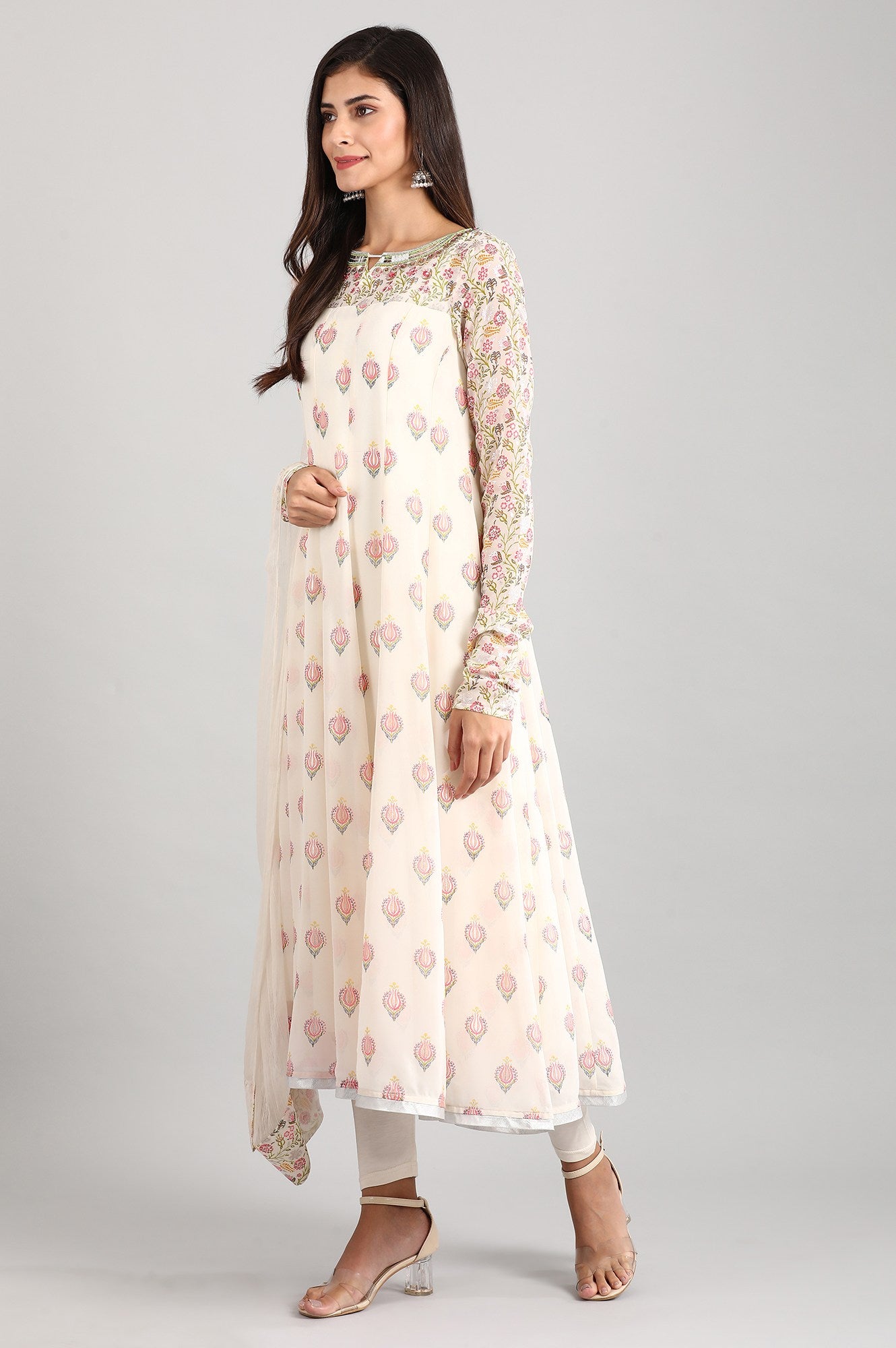 Off-White kurta-Tight-Dupatta Set