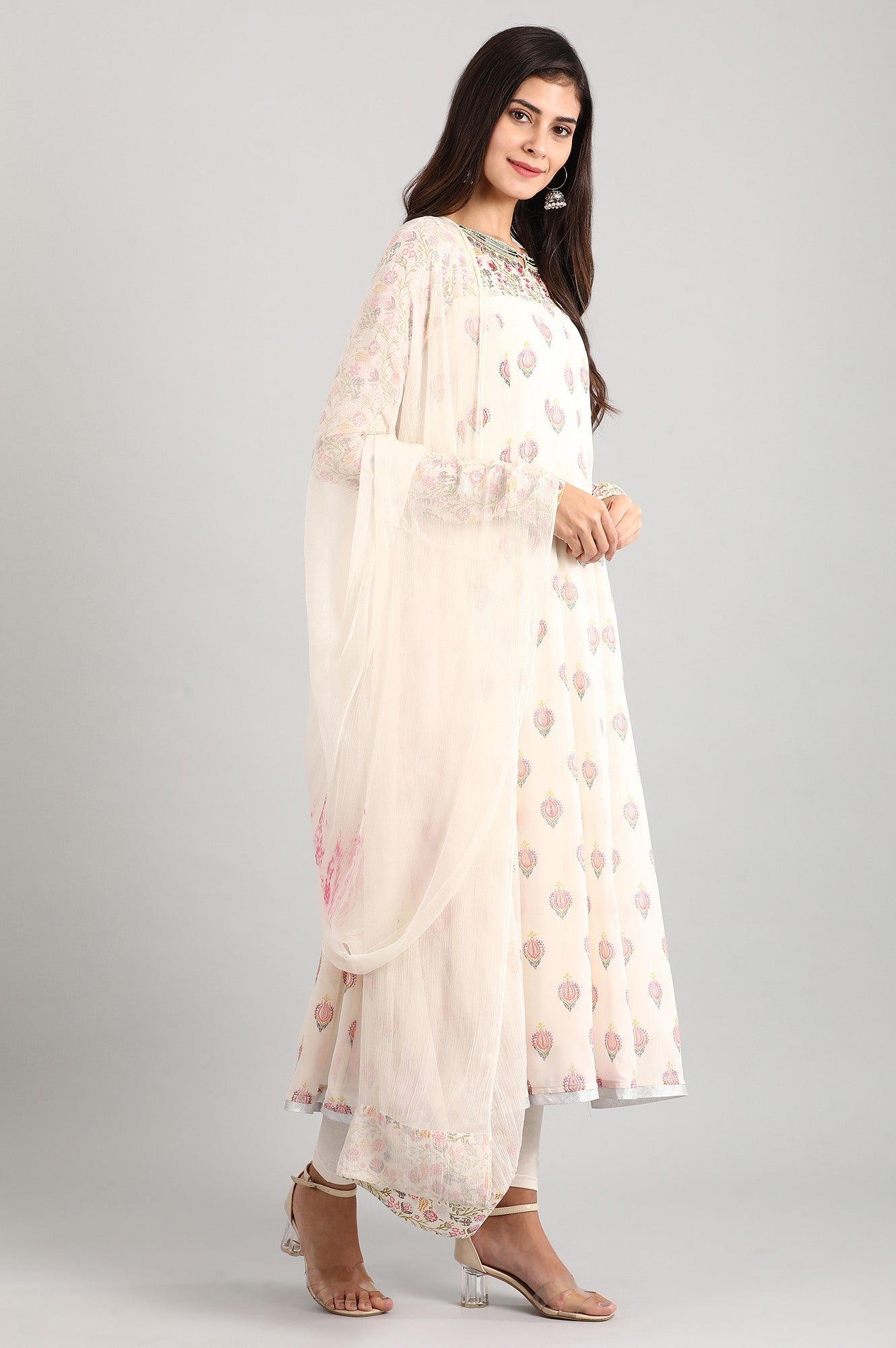 Off-White kurta-Tight-Dupatta Set