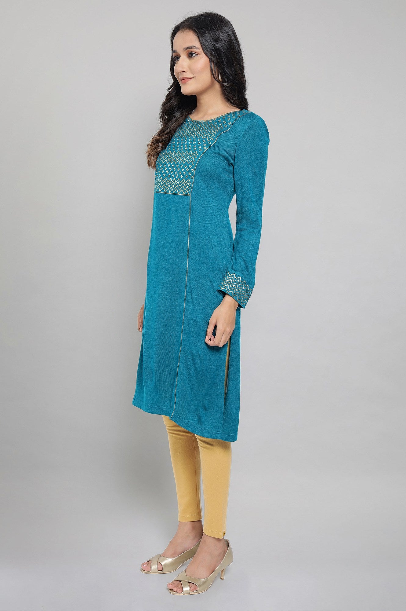 Teal Embellished Winter kurta