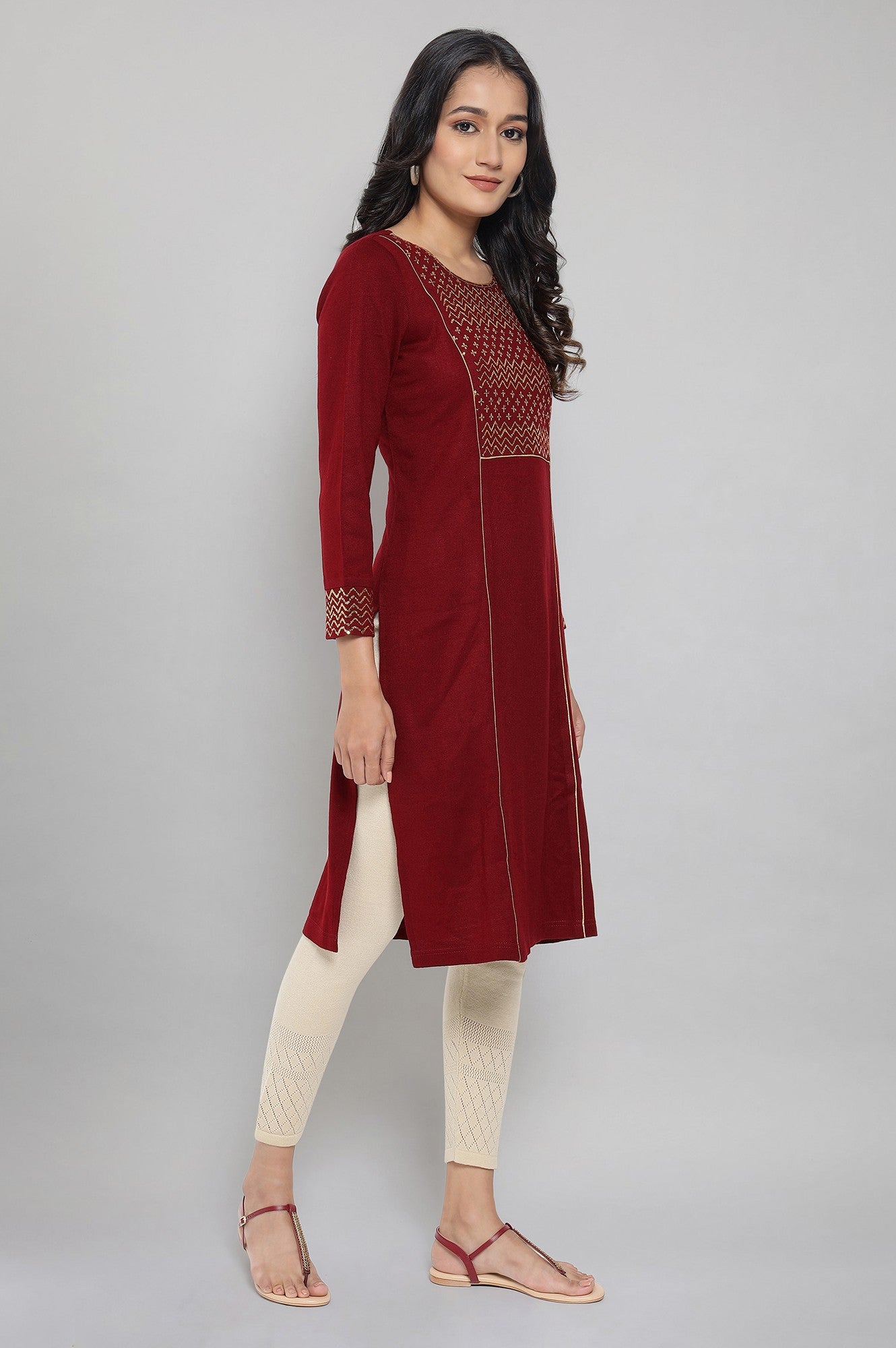 Red Embellished Winter kurta