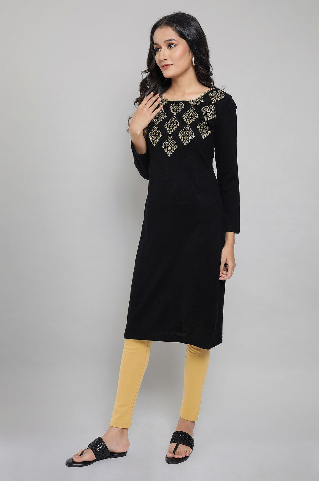 Black Winter kurta