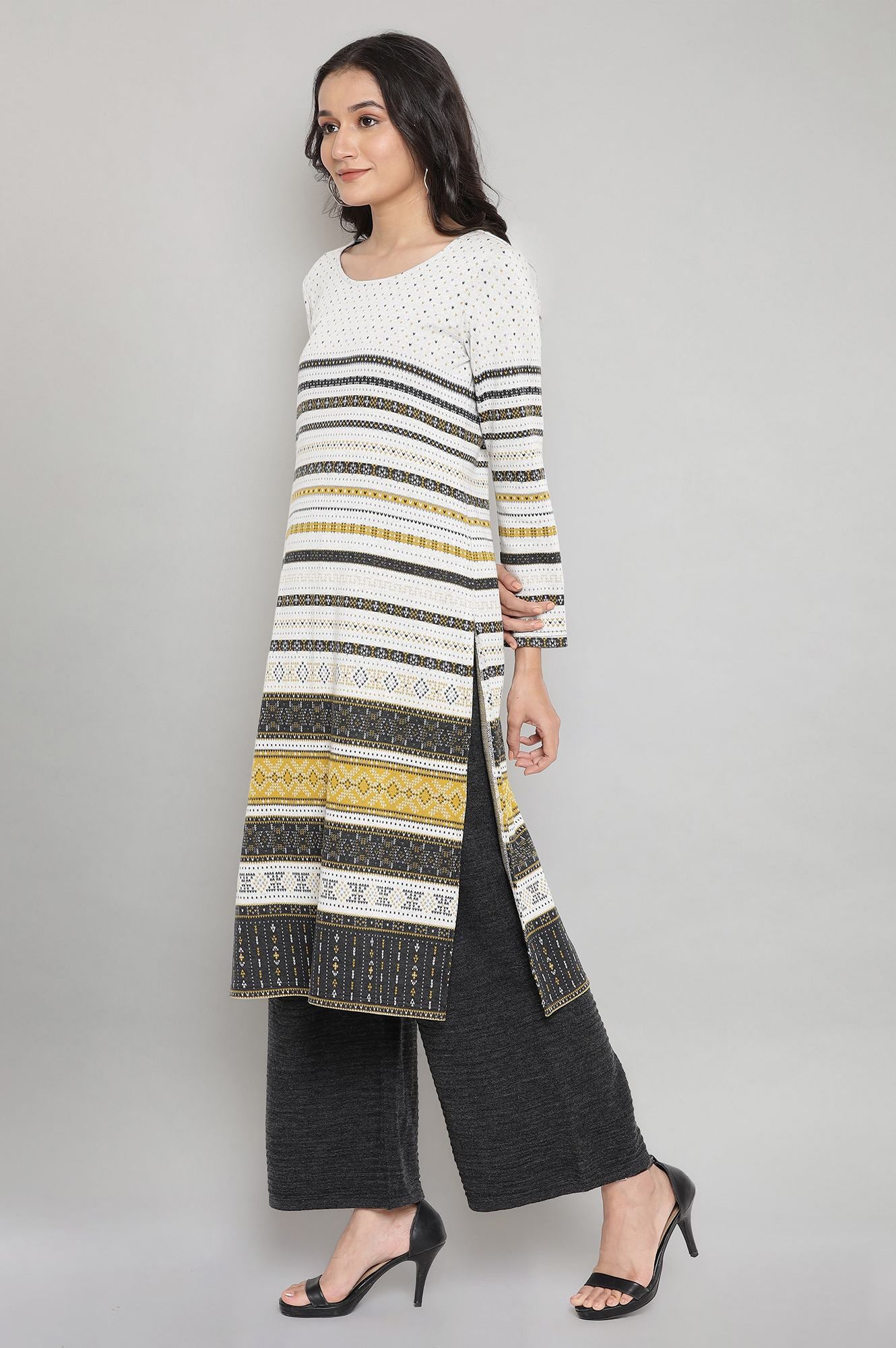 White Jacquard kurta with Stripe Print