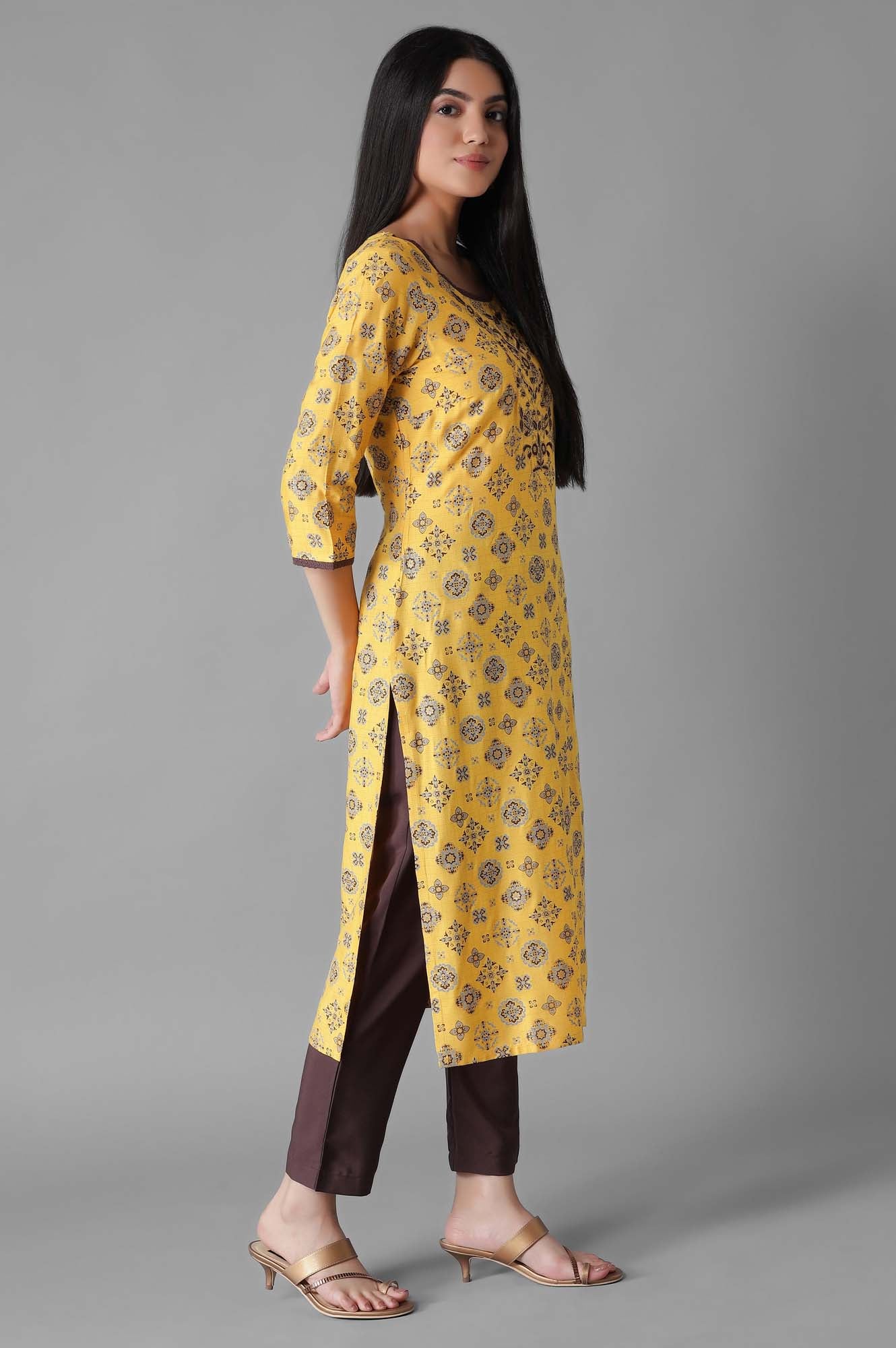 Mustard Glittered Geometric Print kurta Trousers Set