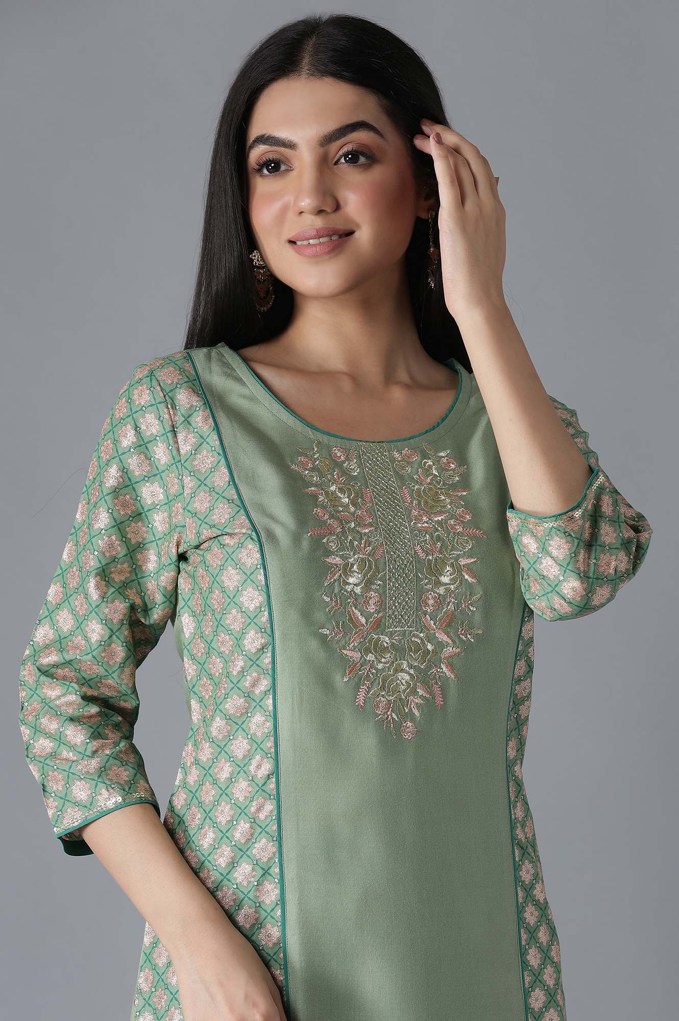 Green Embroidered Mughal Print kurta Trousers Set