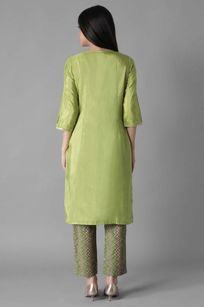 Green Embroidered Panelled kurta Trousers Set