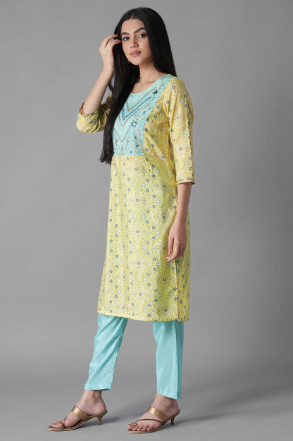 Yellow Embroidered Mughal Print Panelled kurta Trousers Set