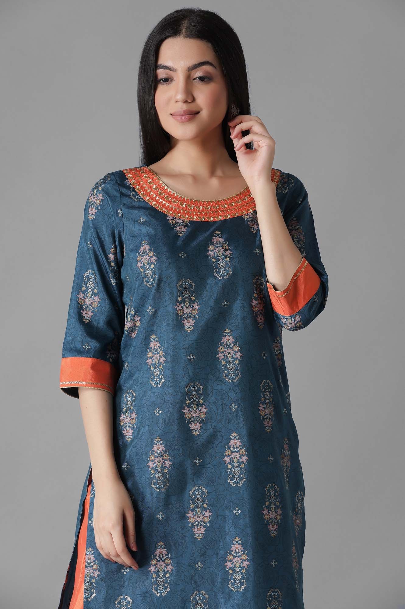 Blue Glittered Mughal Print kurta Trousers Set