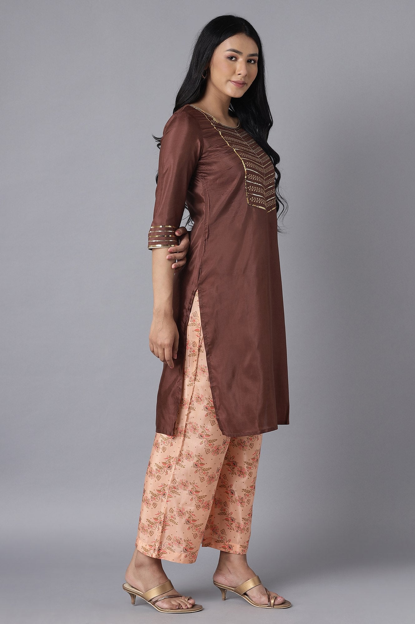 Brown Embroidered kurta-Peach Culottes Set