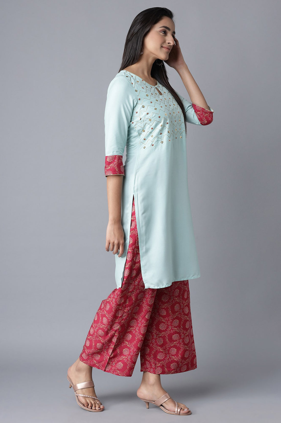 Blue Embroidered kurta-Pink Palazzo Set