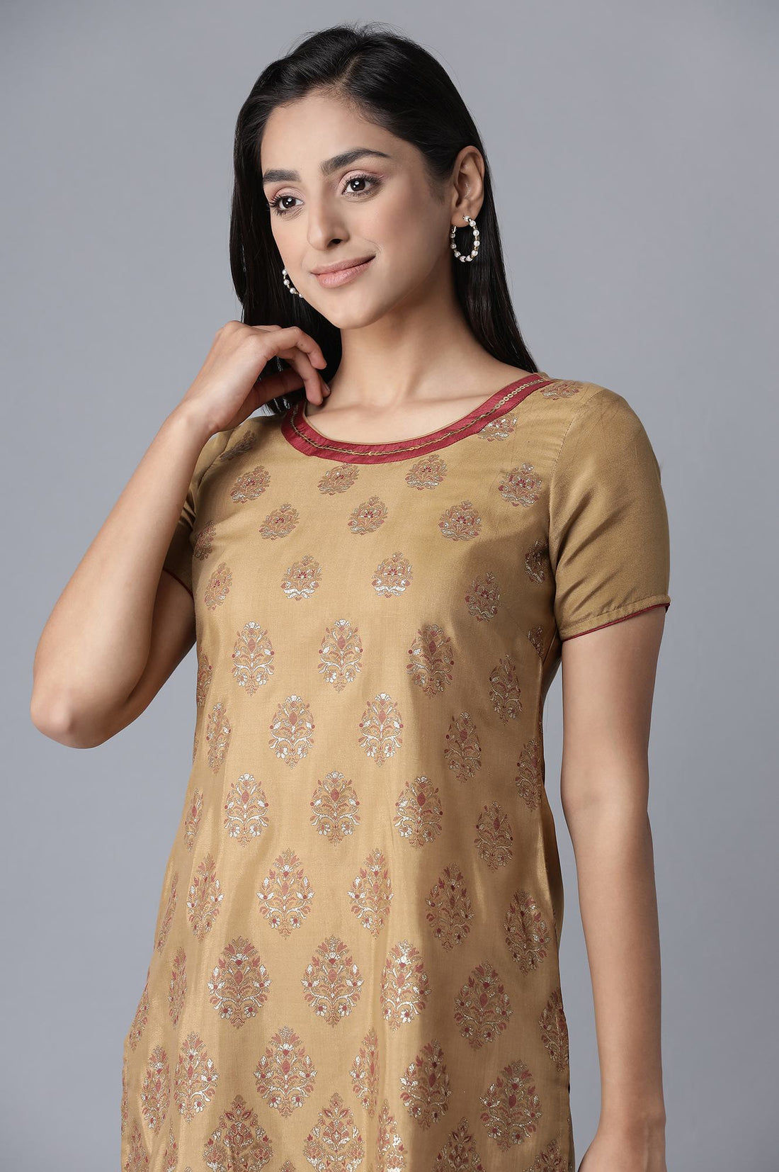 Beige Glitter Print kurta-Maroon Trousers Set