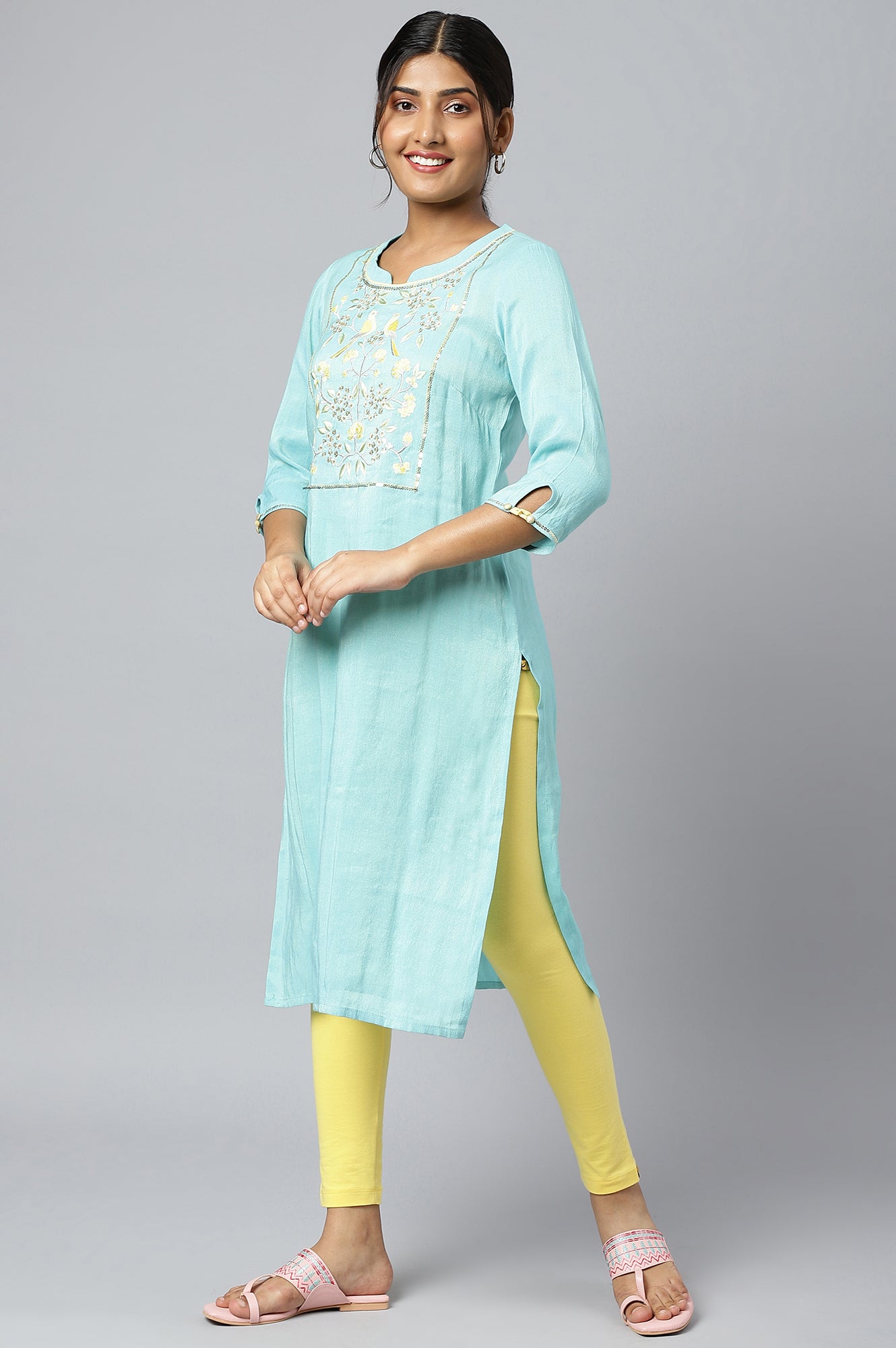 Blue Zari Embroidered Cotton Dobby kurta