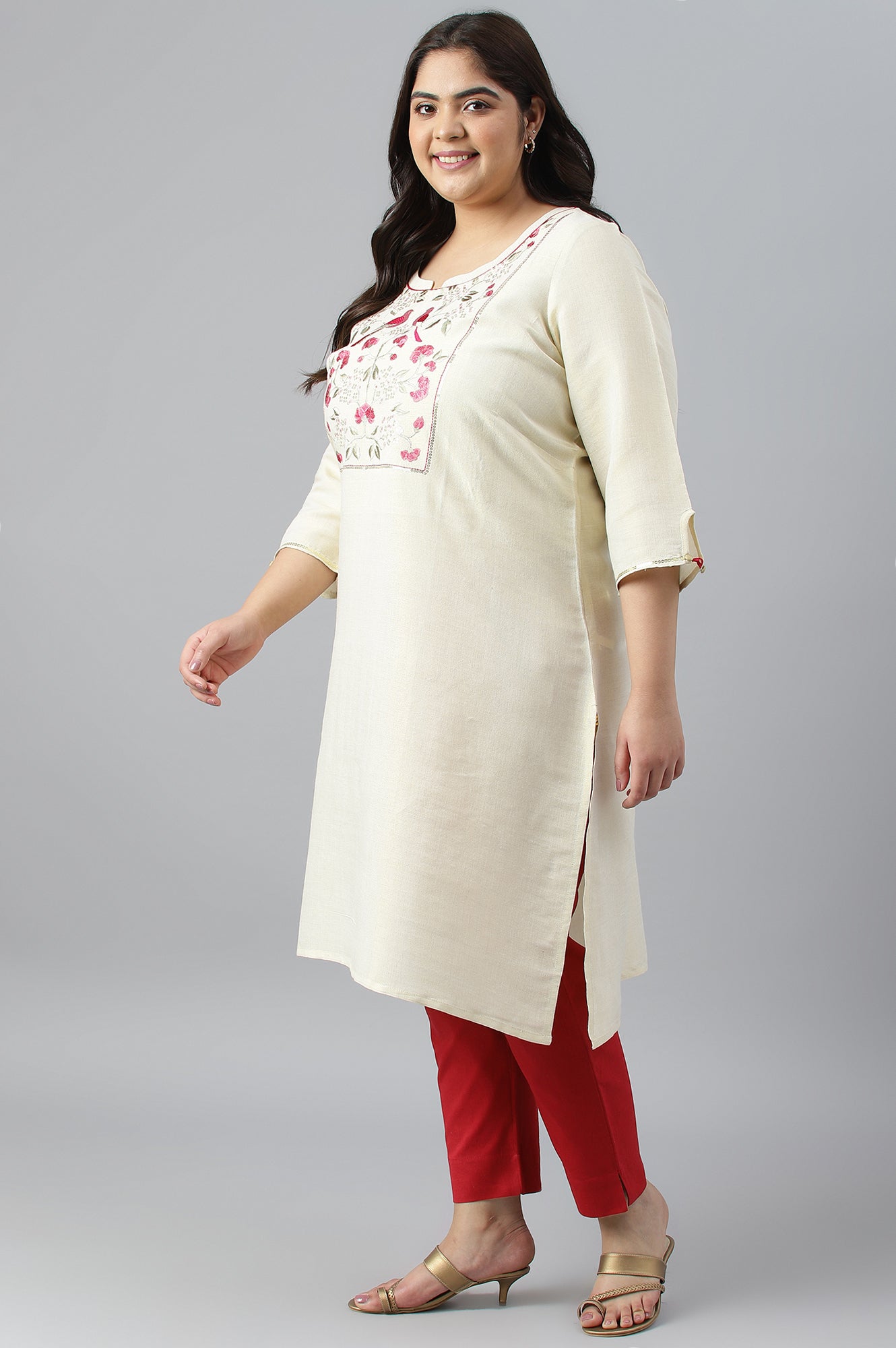 Off White Zari Embroidered Cotton Dobby Plus Size kurta