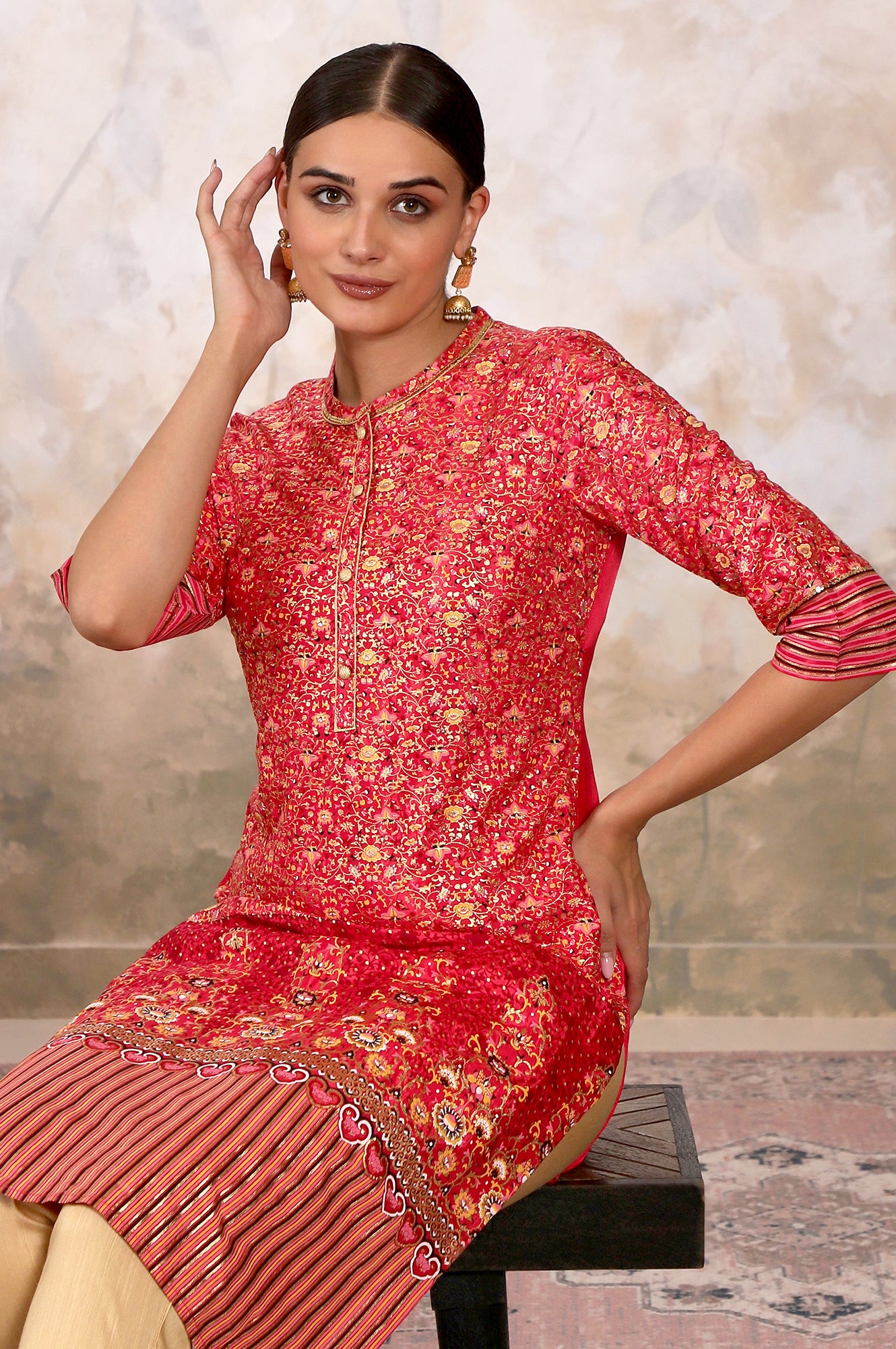 Red Foil Floral Printed Printed Sequined Mandarin Collar Straight Kurta