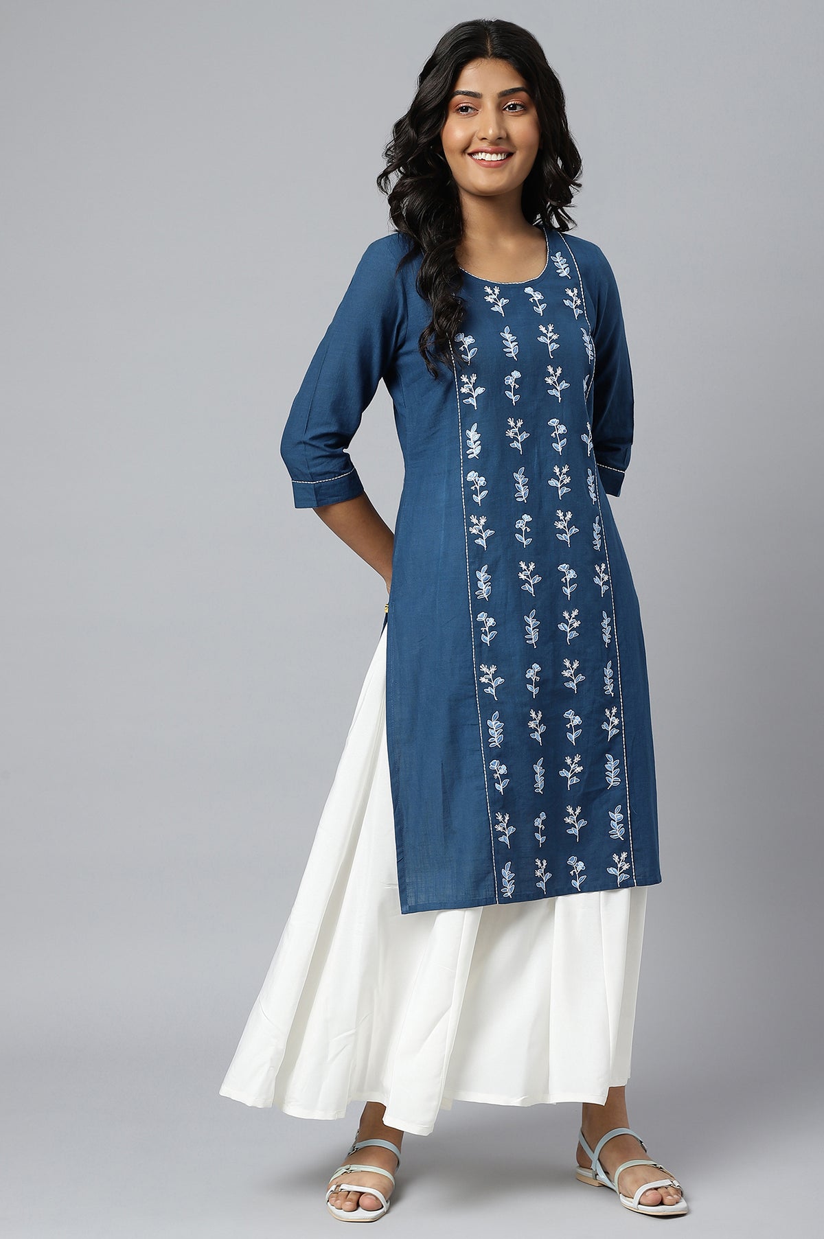 Navy Blue Cotton Embroidered Plus Size kurta - 3XL