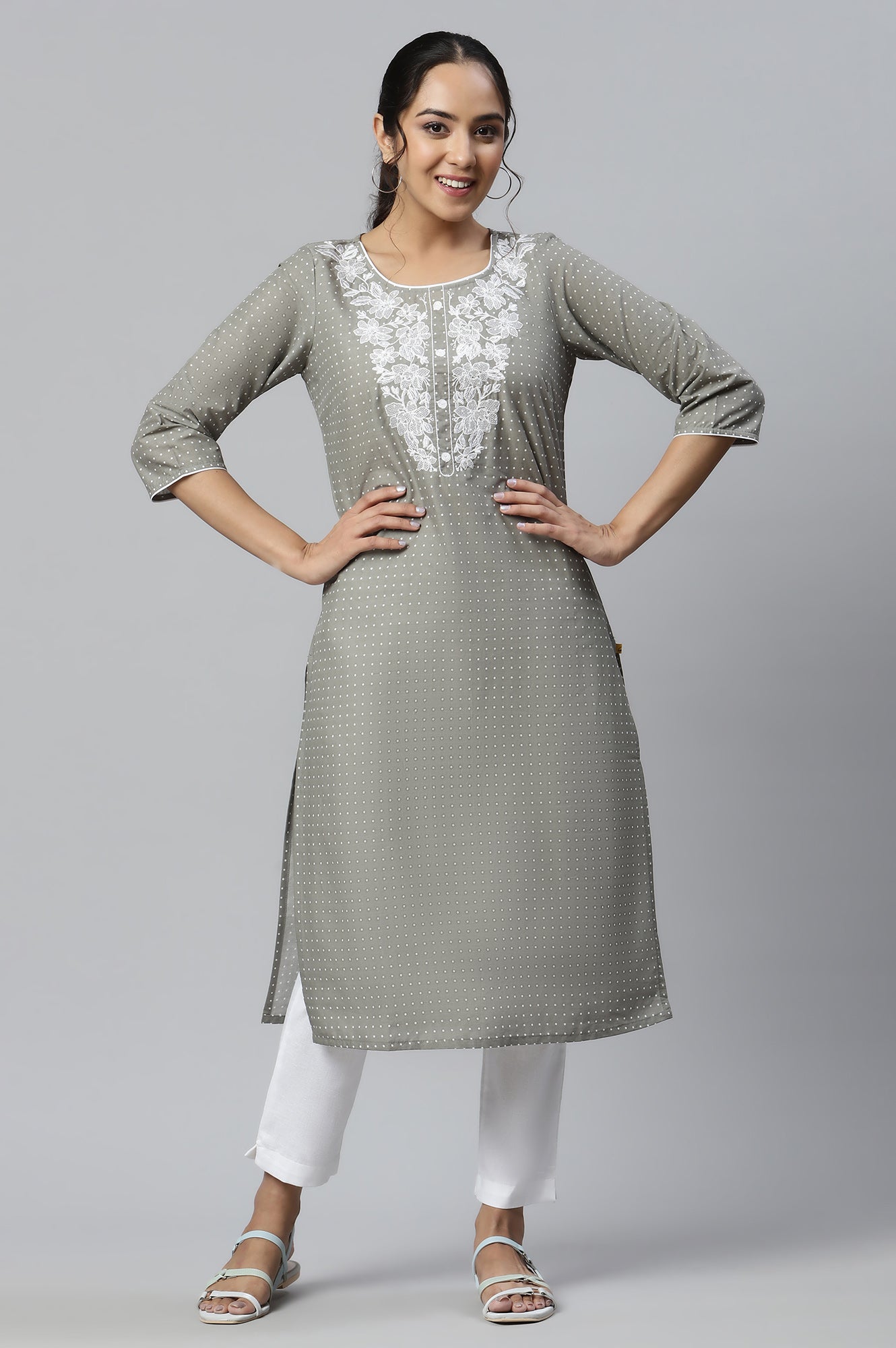 Grey Embroidered Round Neck Ethnic kurta