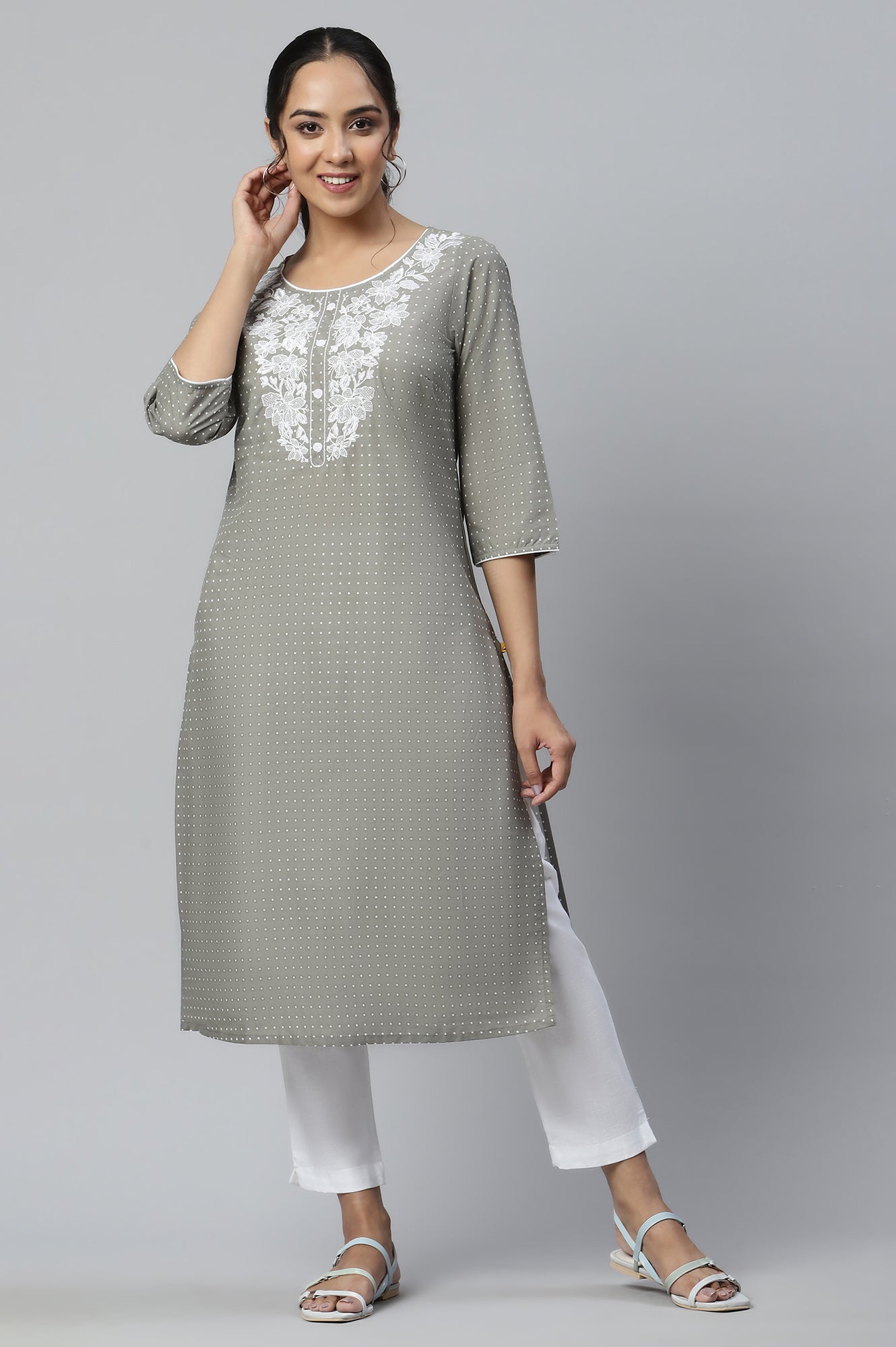 Grey Embroidered Round Neck Ethnic kurta