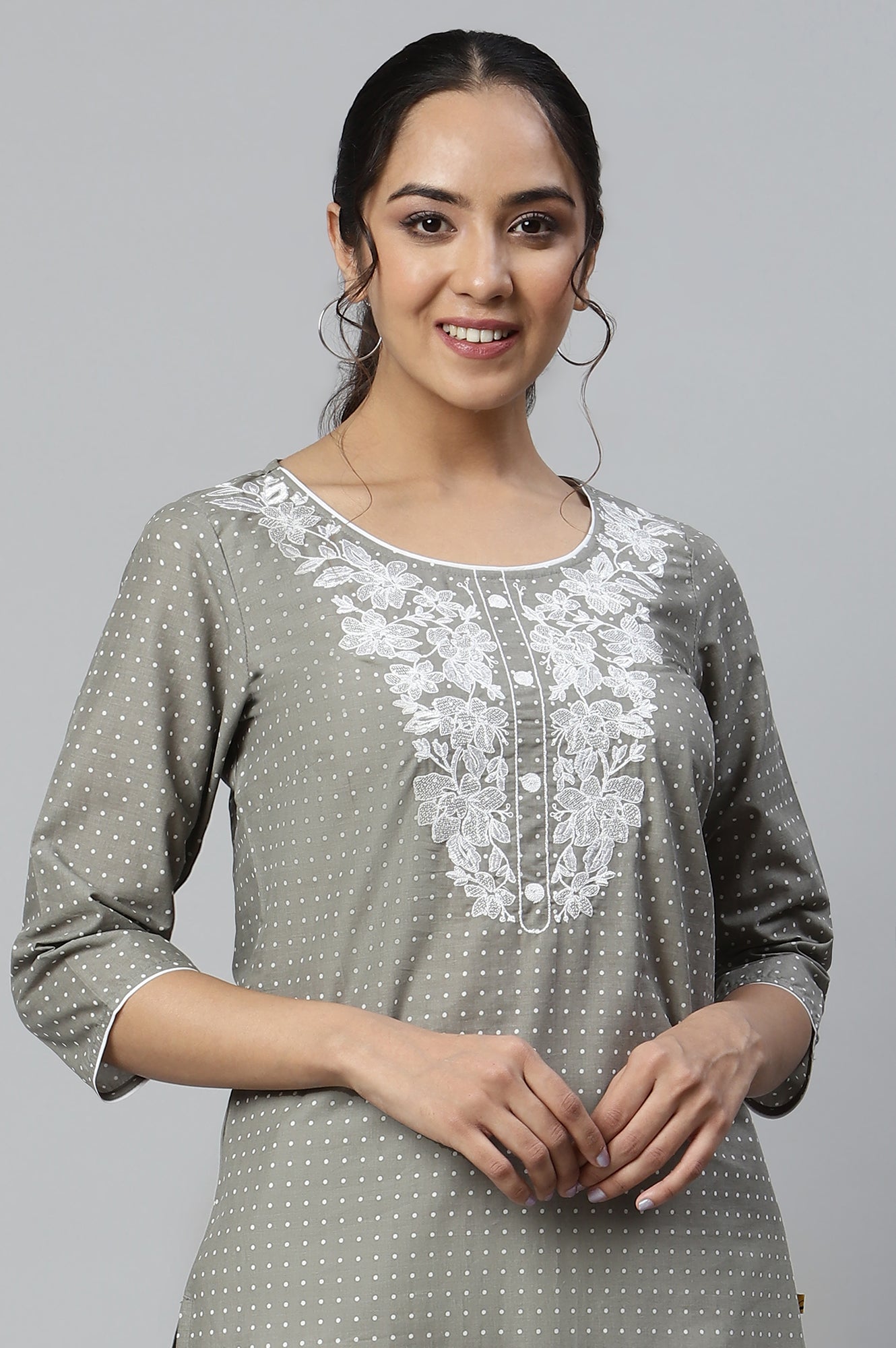 Grey Embroidered Round Neck Ethnic kurta