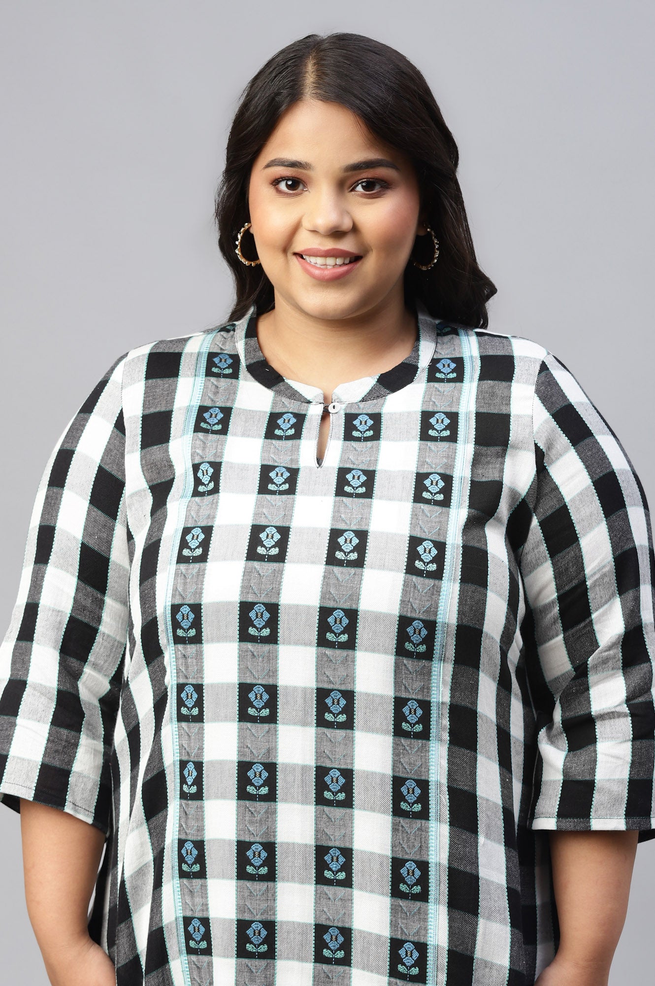 White Yarn Dyed Mandarin Collar Plus Size kurta