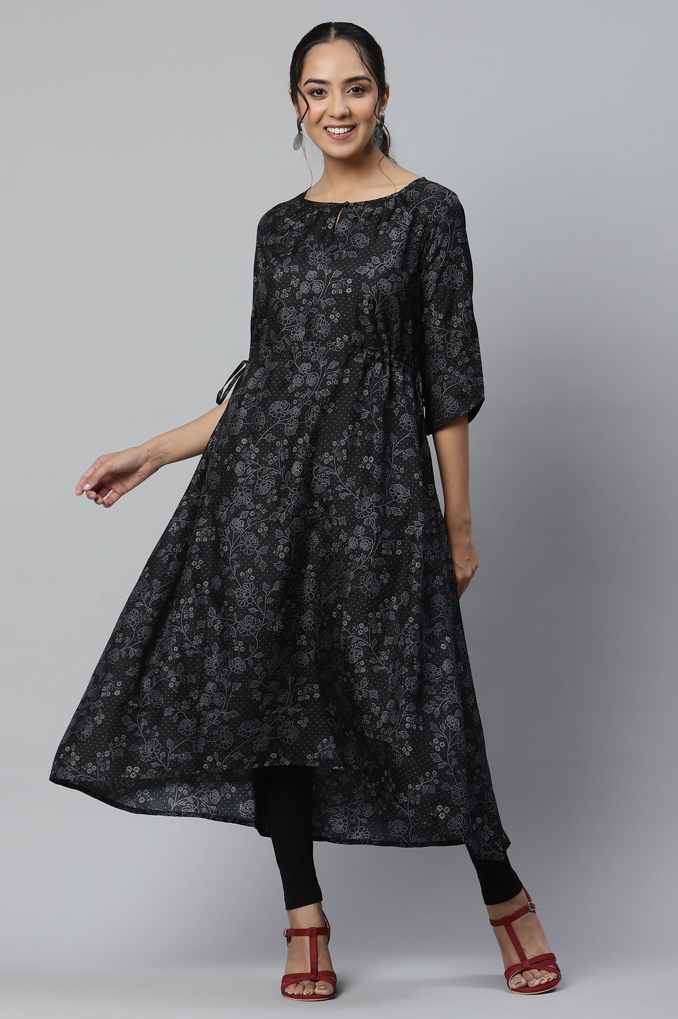 Black Floral Printed Kuchai Silk Kurta