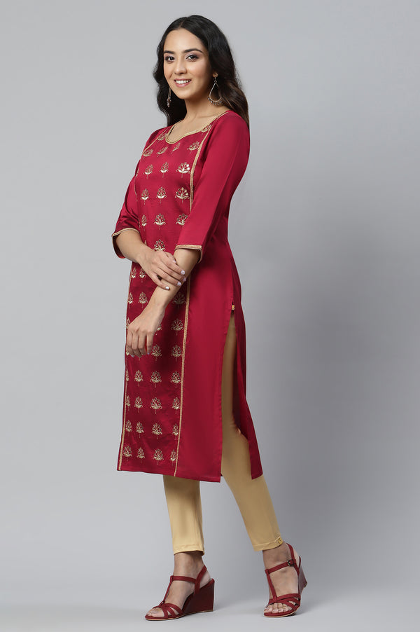 Red Solid Embroidered Zari Straight Woven Kurta
