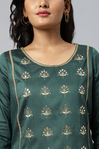 Green Solid Embroidered Zari Straight Woven Kurta
