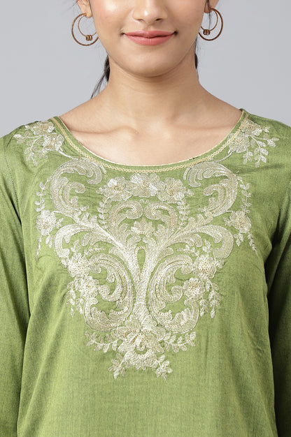 Geen Rayon Dori Embroidered kurta