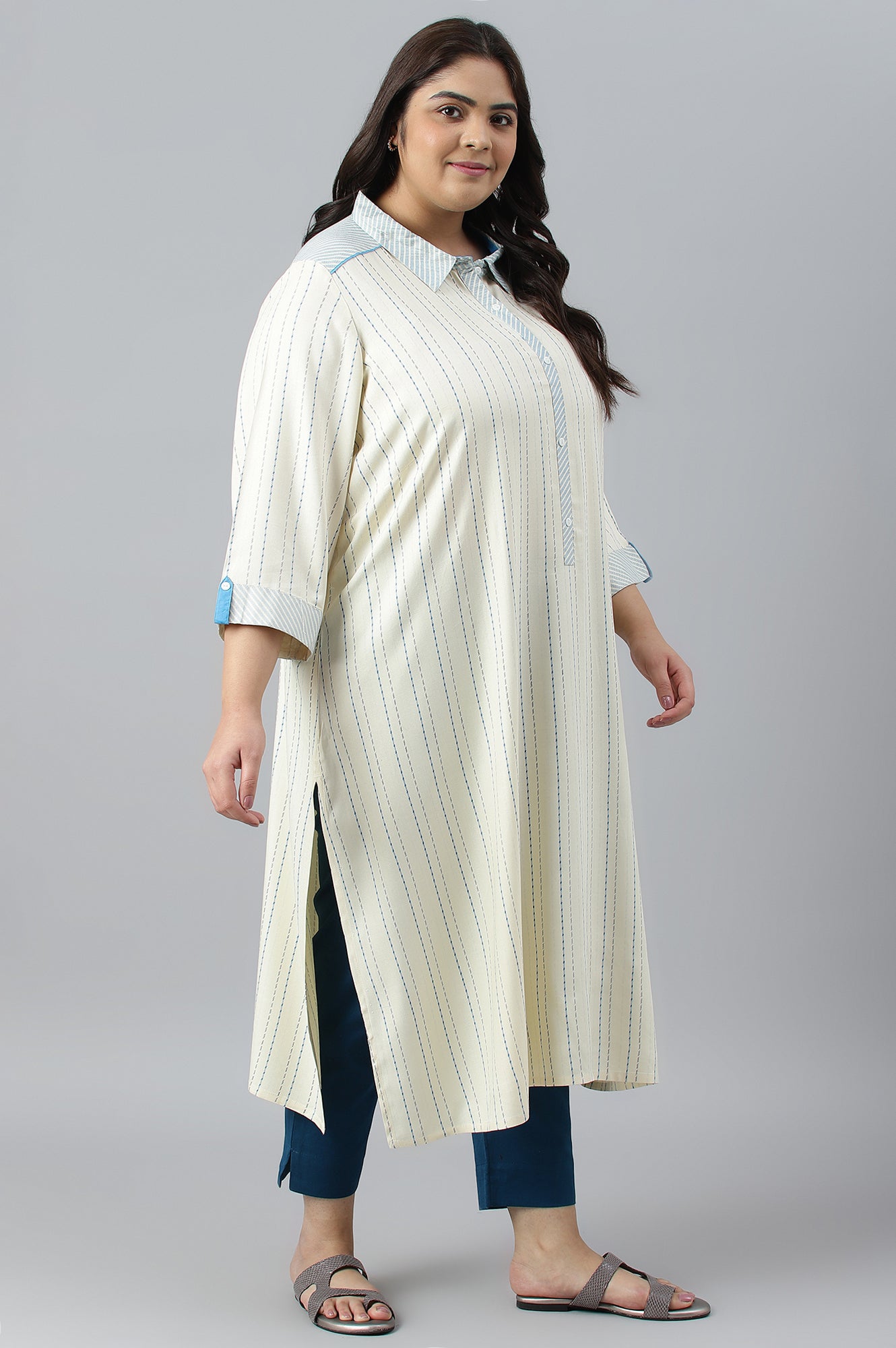 Beige Shirt Collar Stripe Print Plus Size kurta