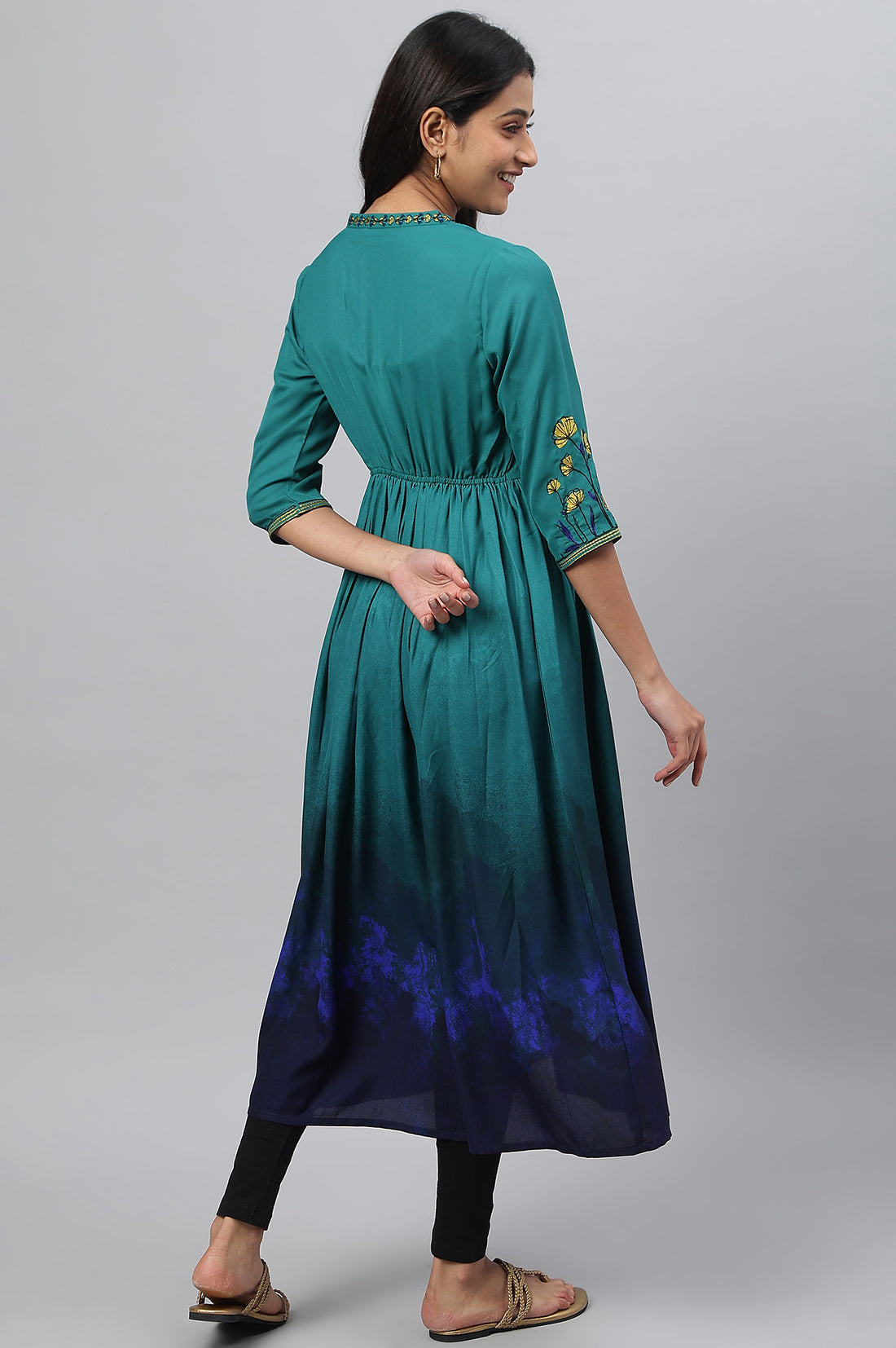 Green Floral Embroidered Ethnic kurta