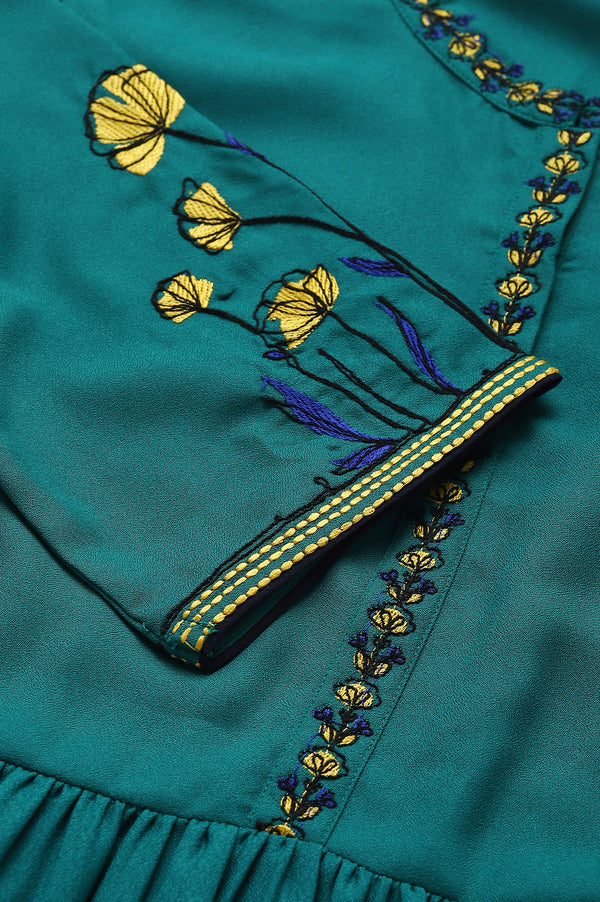 Green Floral Embroidered Ethnic kurta